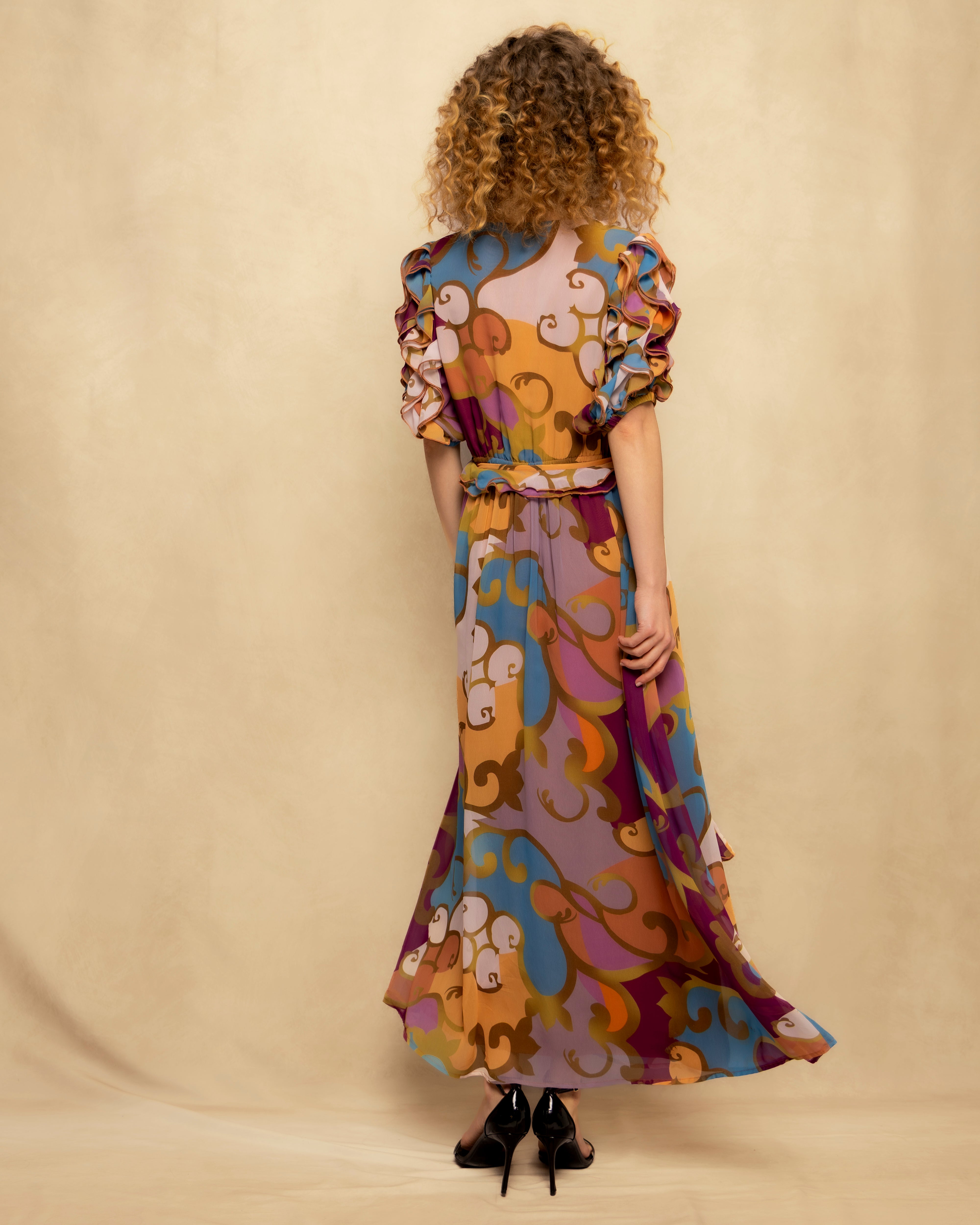Vestido Comprido Fluido com Decote em V e Folho Decorativo Multicolor-5