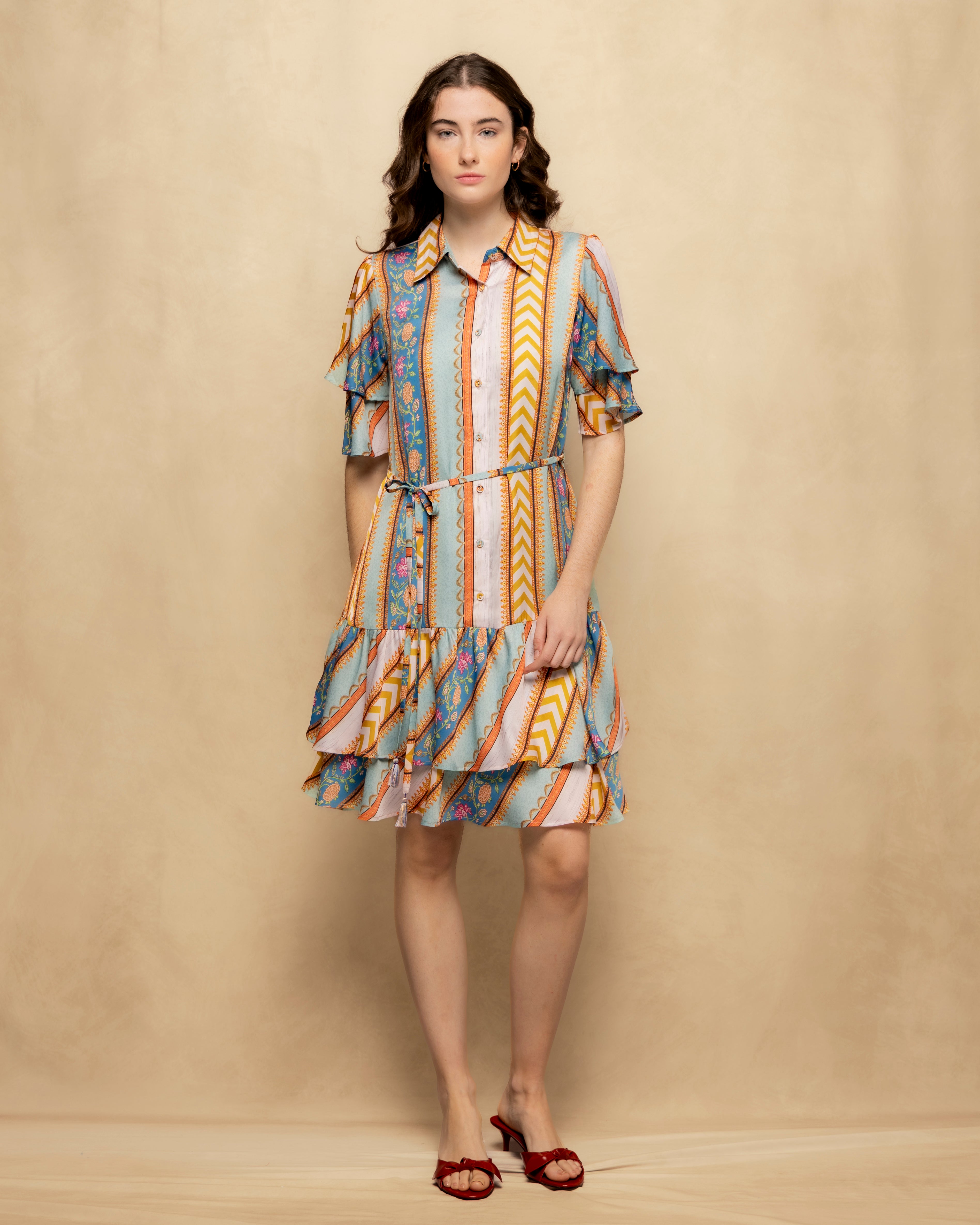 Vestido Curto Tipo Camisa com Folhos e Cinto Multicolor-3