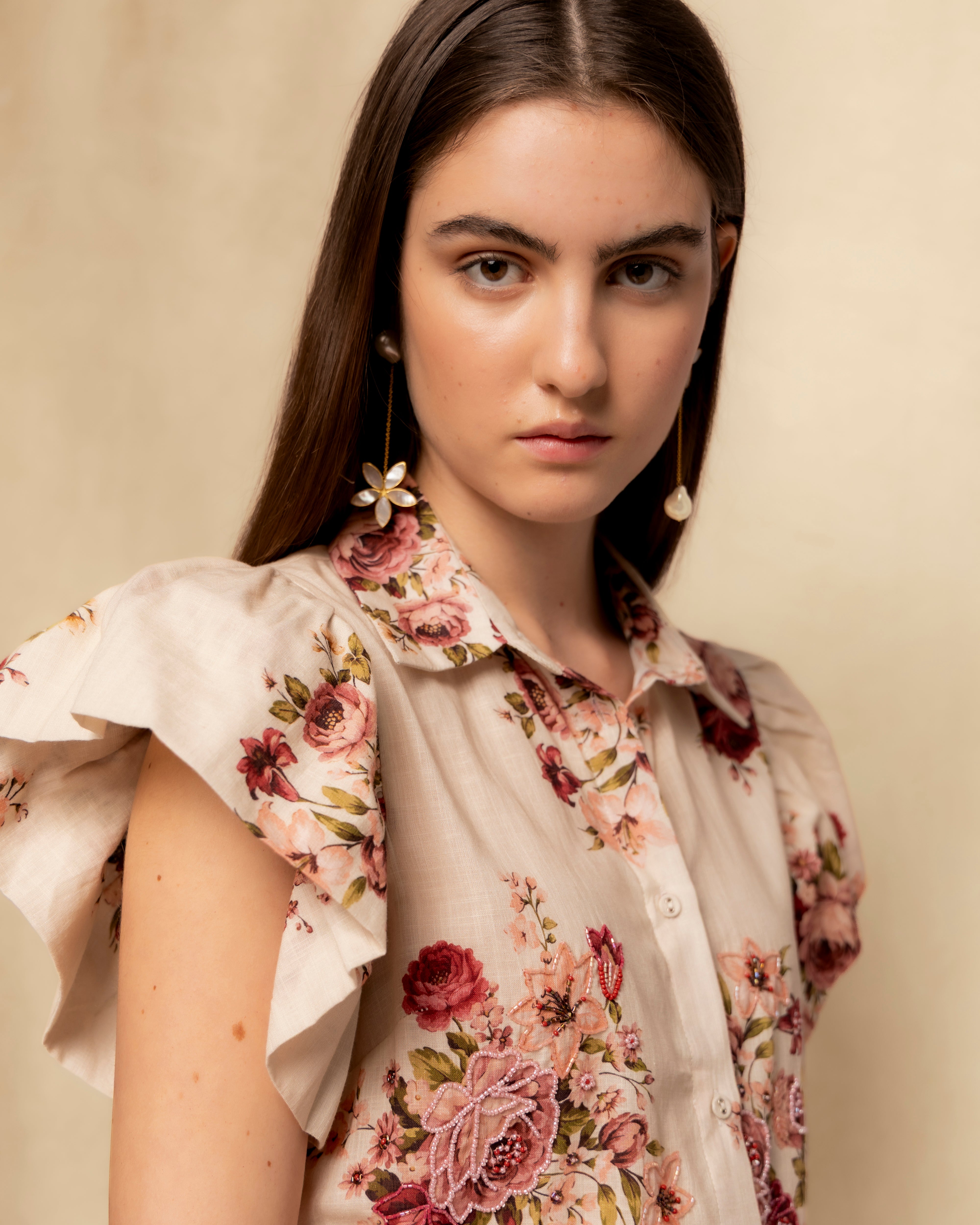 Blusa Romântica com Estampado Floral e Manga Curta com Folho Branco-2