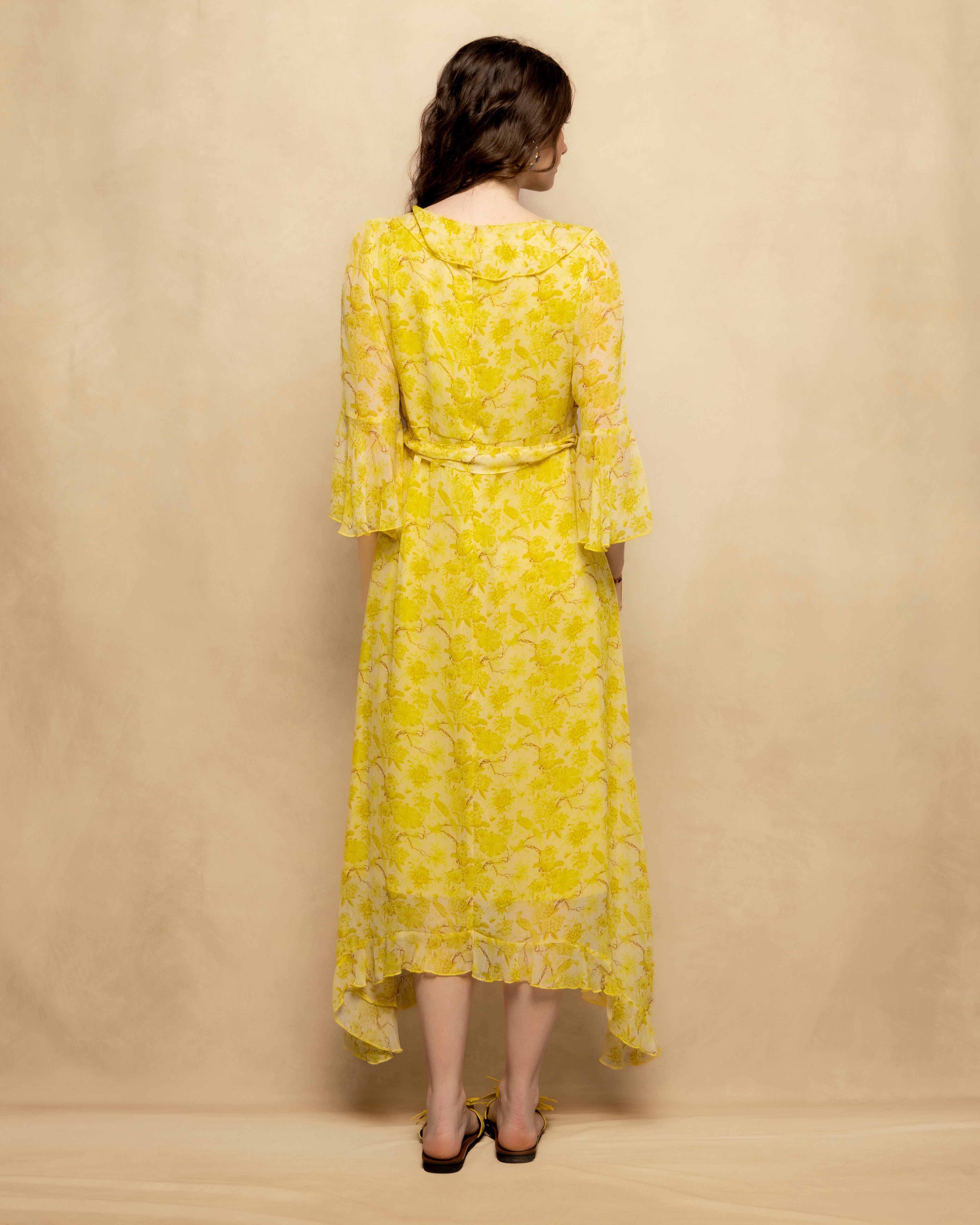 Vestido Comprido com Decote em V de Manga Comprida e Saia Assimétrica Amarelo-6
