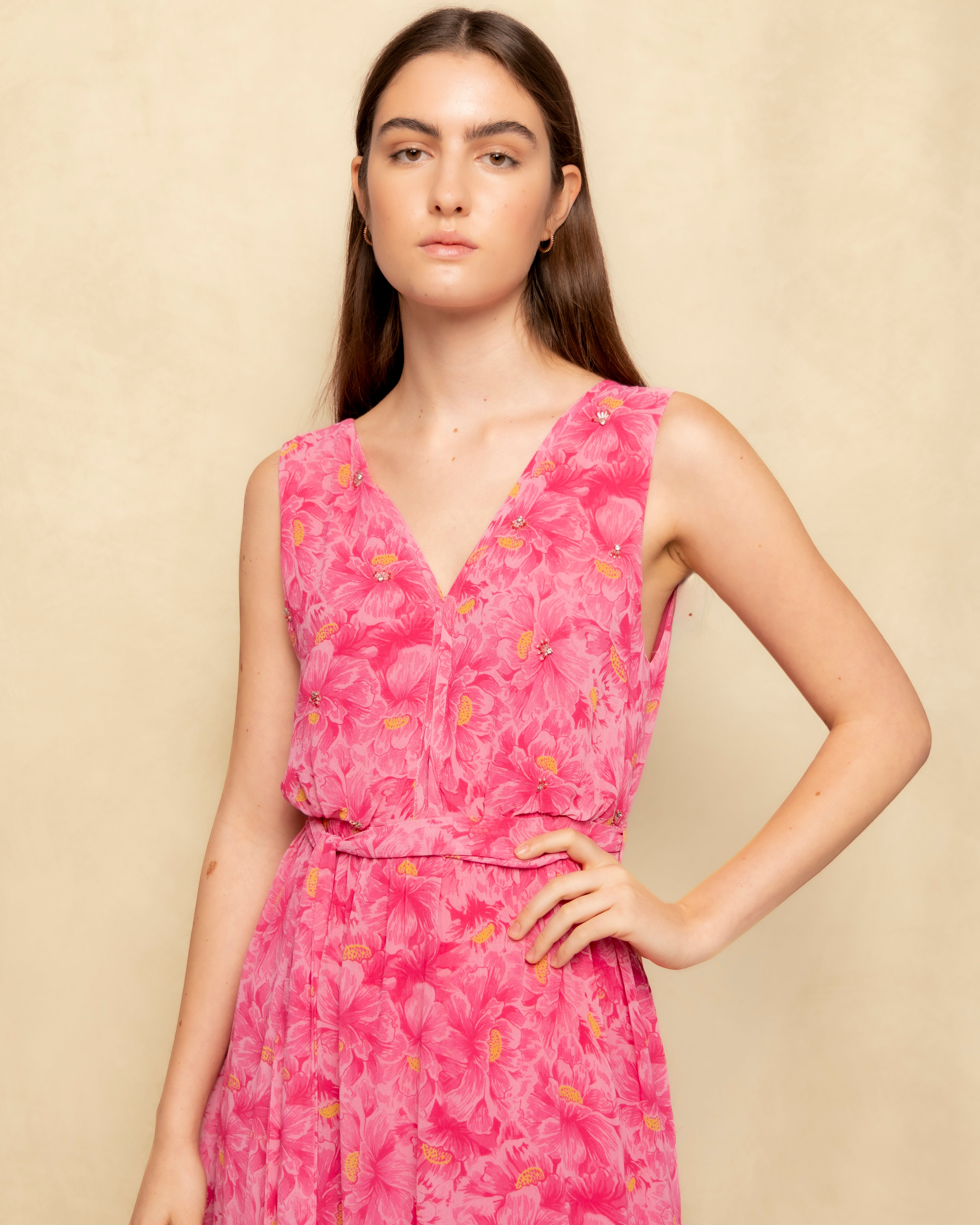 Vestido Comprido Fluido com Estampado Floral e Bordado Rosa-2