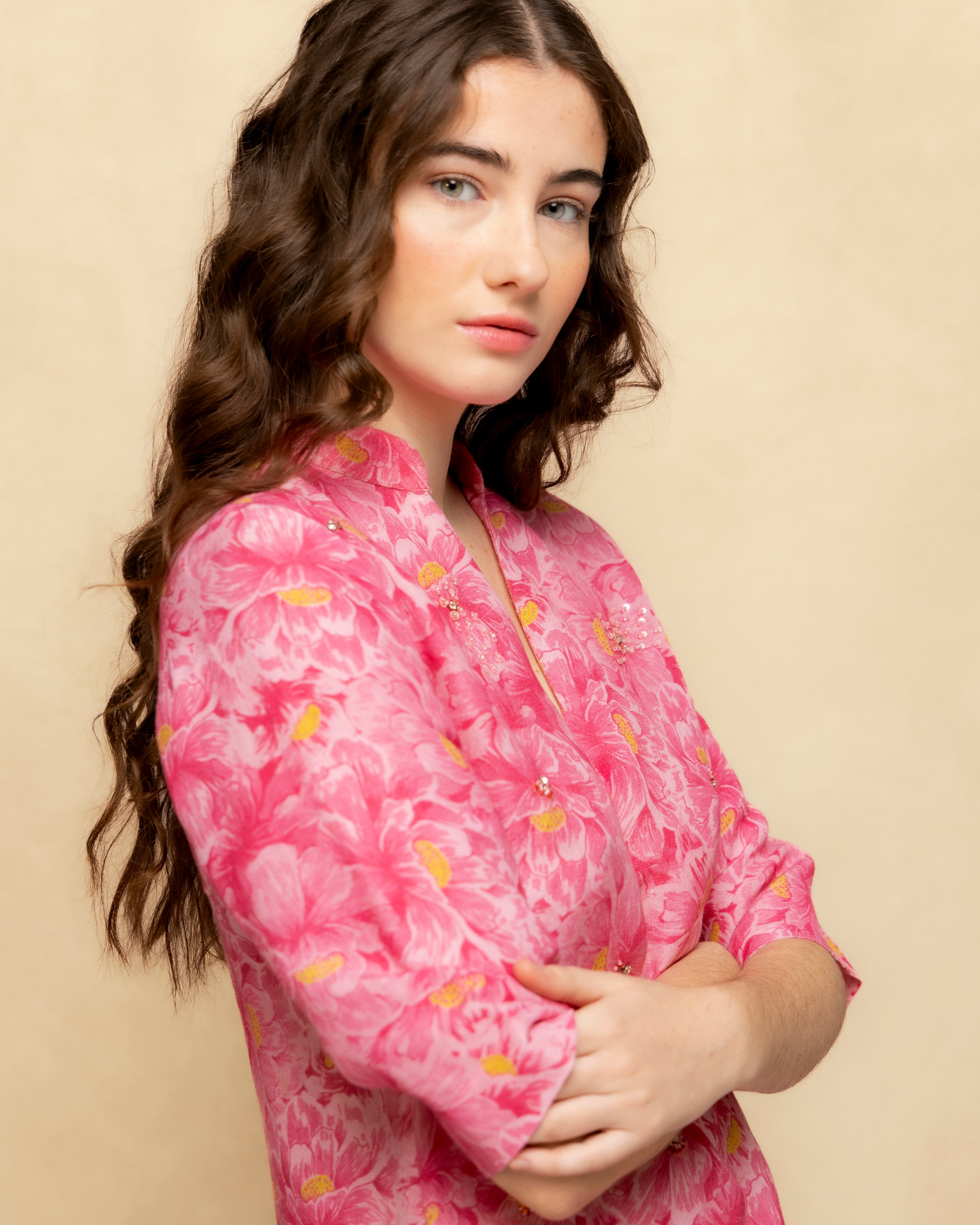Vestido Curto Fluído com Estampado Floral Rosa-7