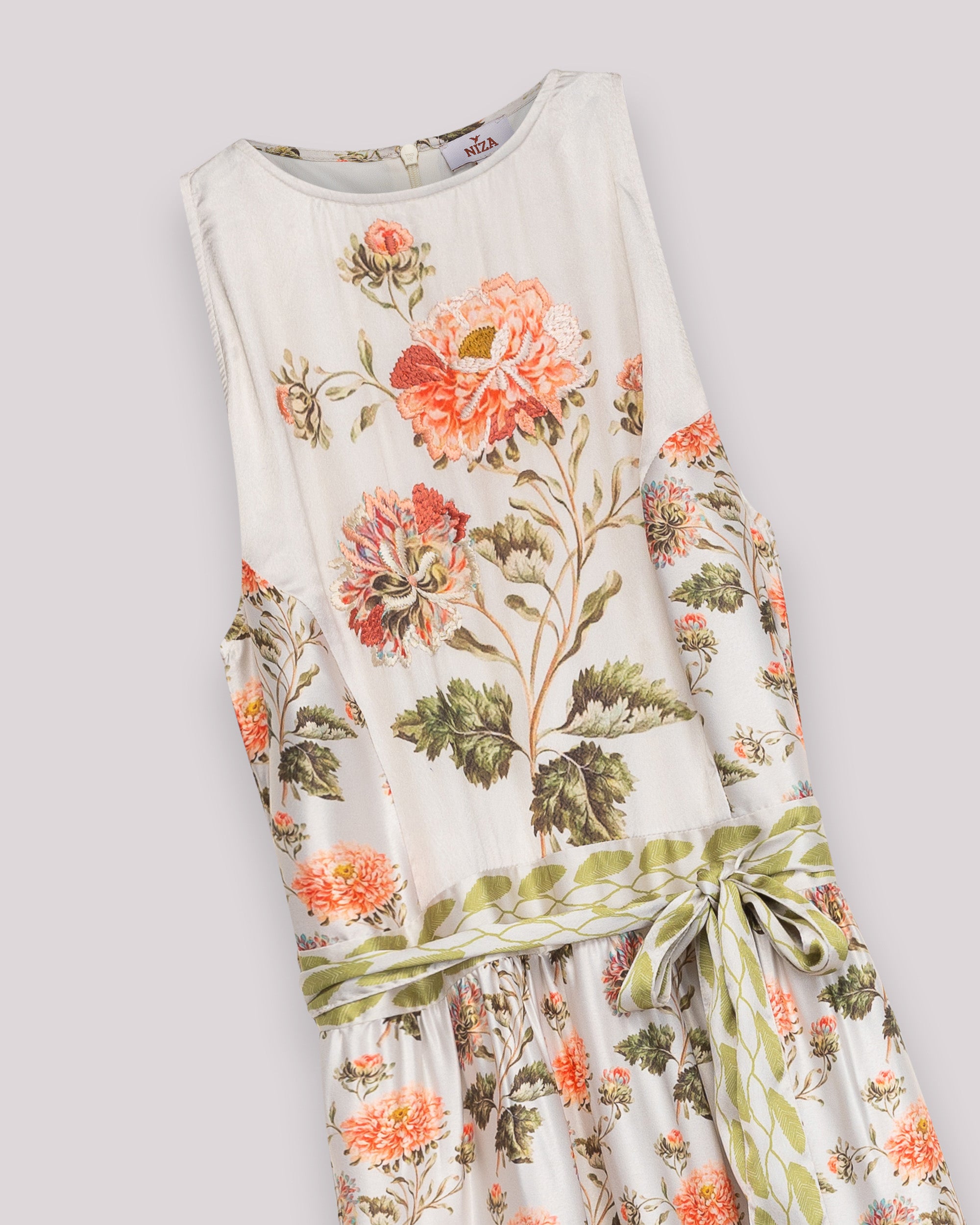Vestido Comprido sem Mangas com Estampado Floral e Cinto Branco-7