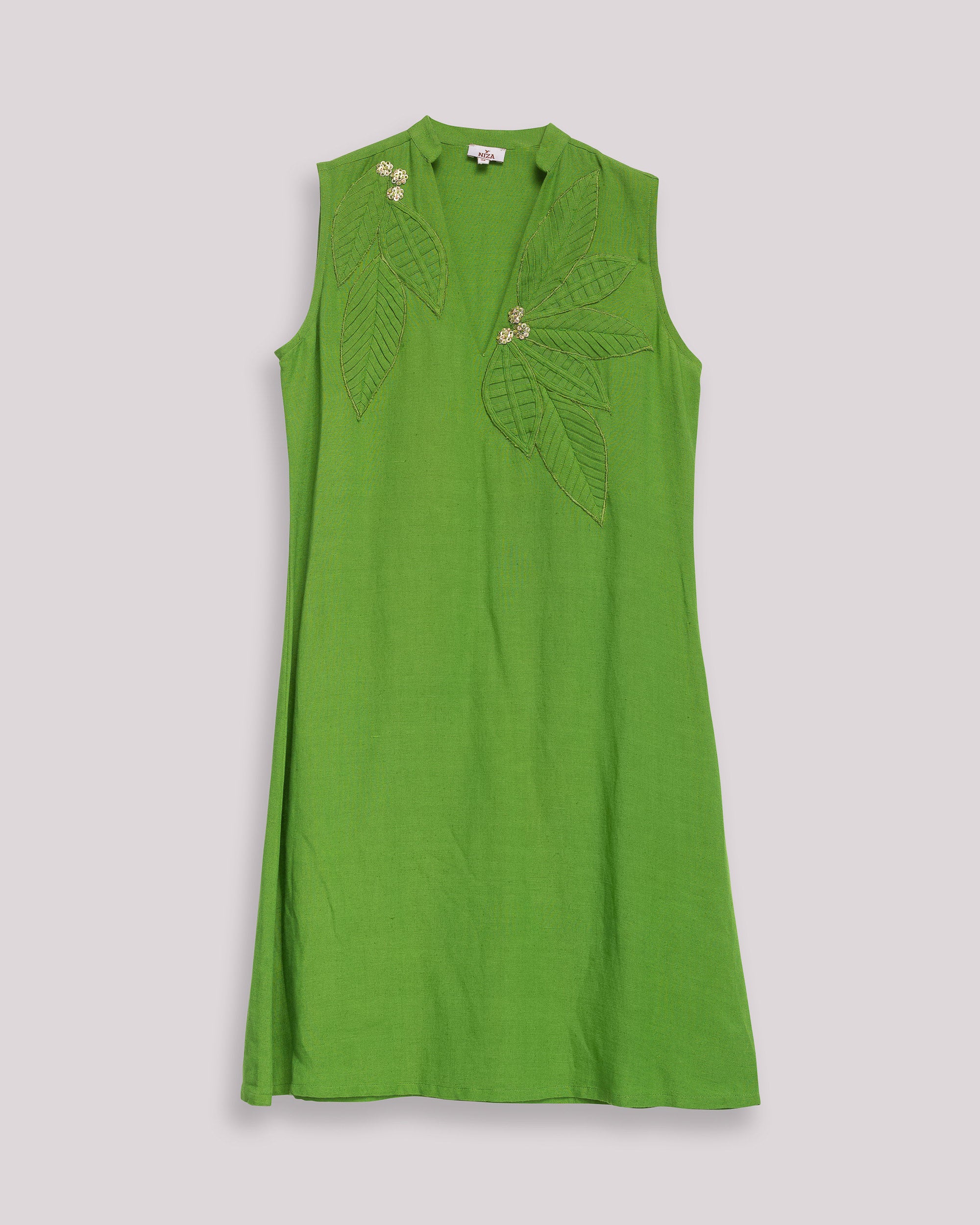 Vestido Curto com Decote em V e Bordado Verde-7