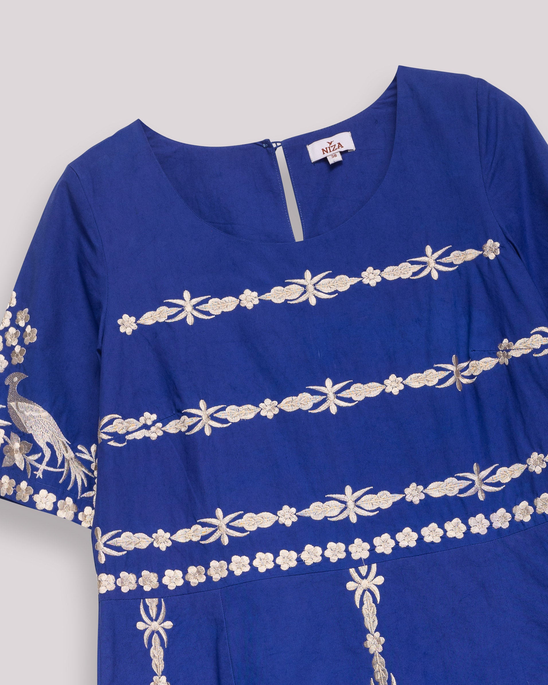 Vestido Curto de Inspiração Artesanal com Manga Curta Azul-9
