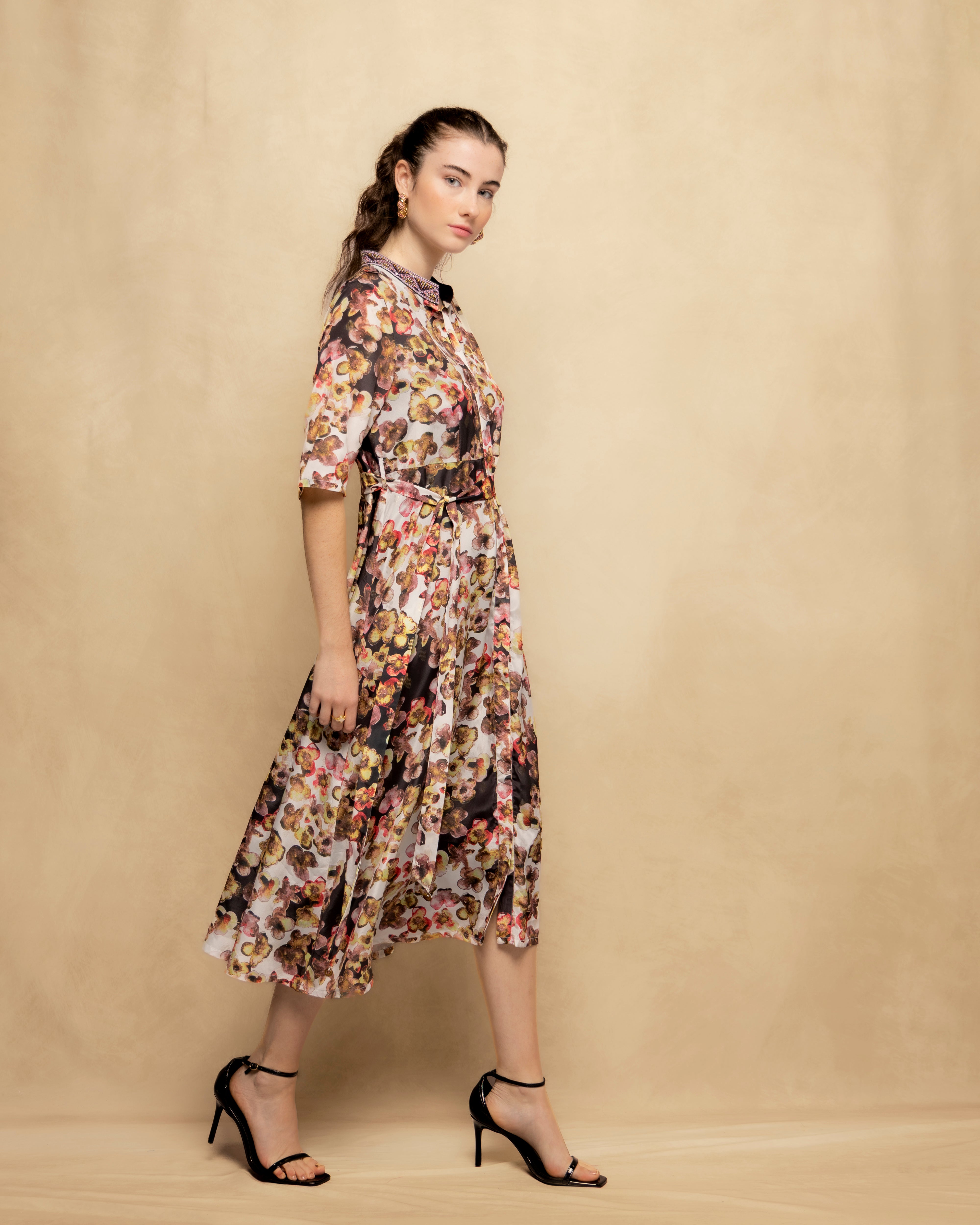 Vestido Midi Estampado com Manga 3/4 e Cinto Multicolor-4