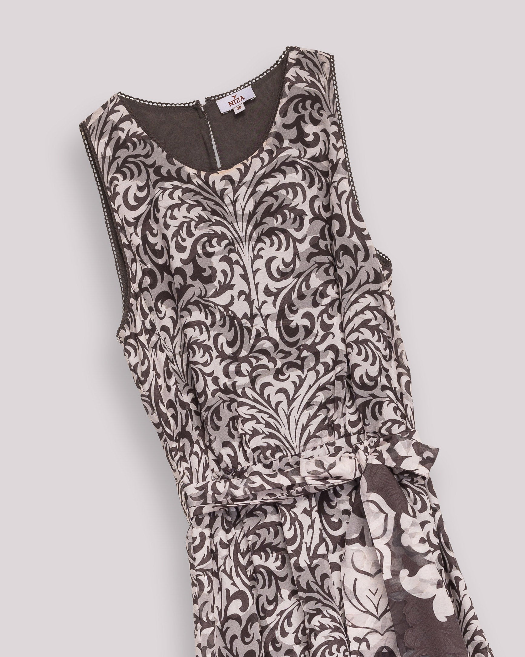 Vestido Comprido sem Mangas com Estampado Ornamental e Cinto Bege-9
