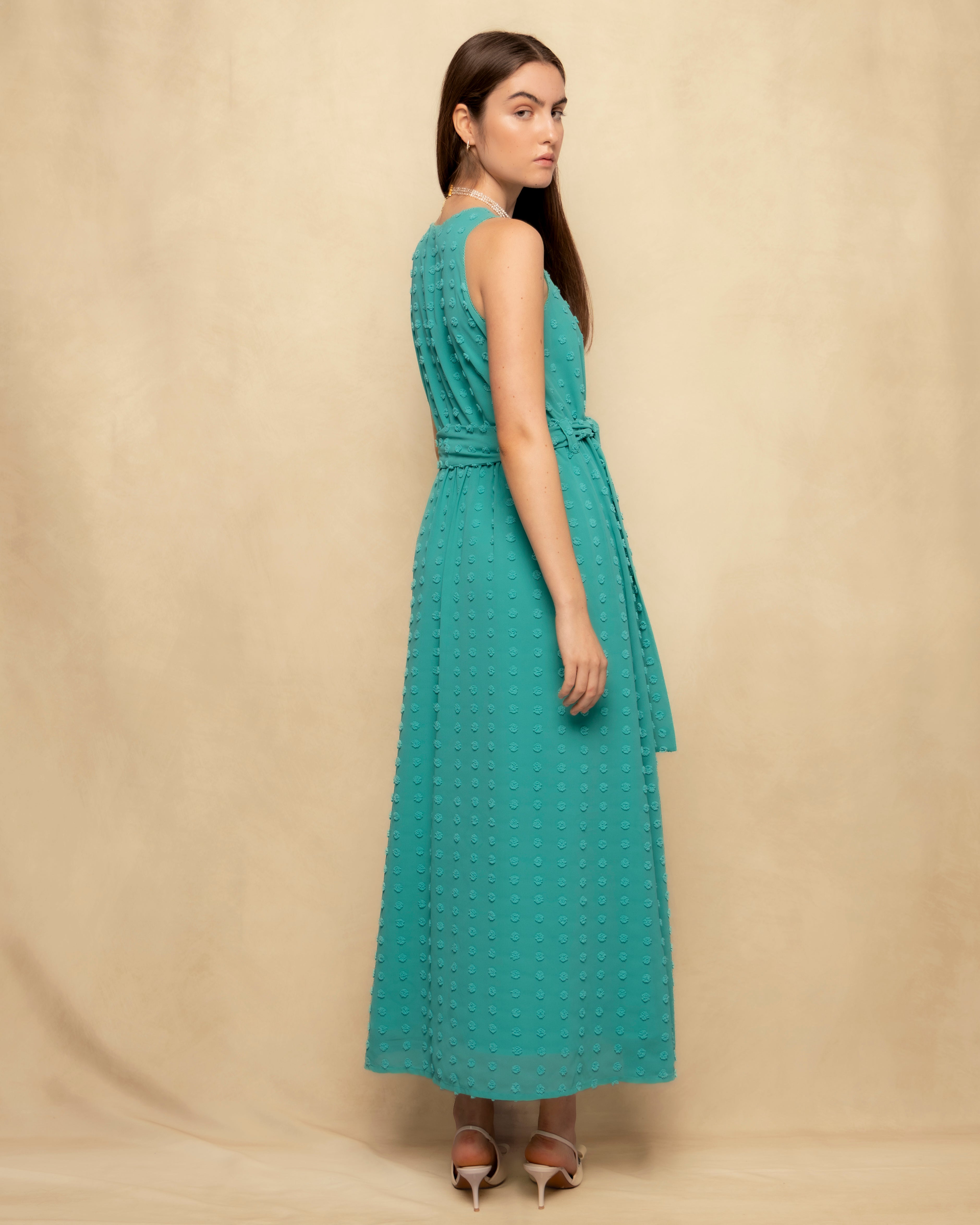 Vestido Comprido sem Mangas com Textura e Cinto Turquesa-7