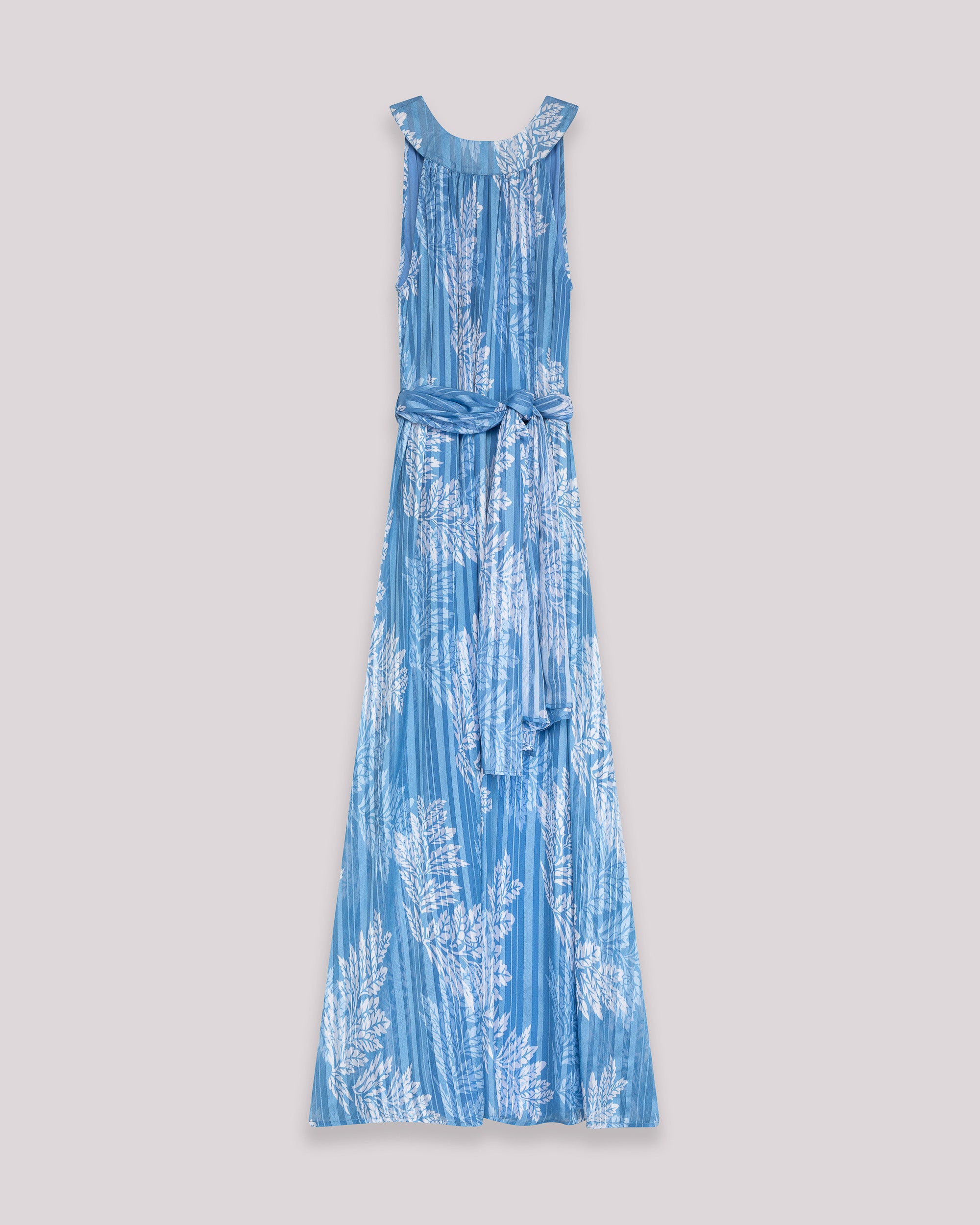 Vestido Comprido Plissado com Gola Halter e Cinto Azul-5