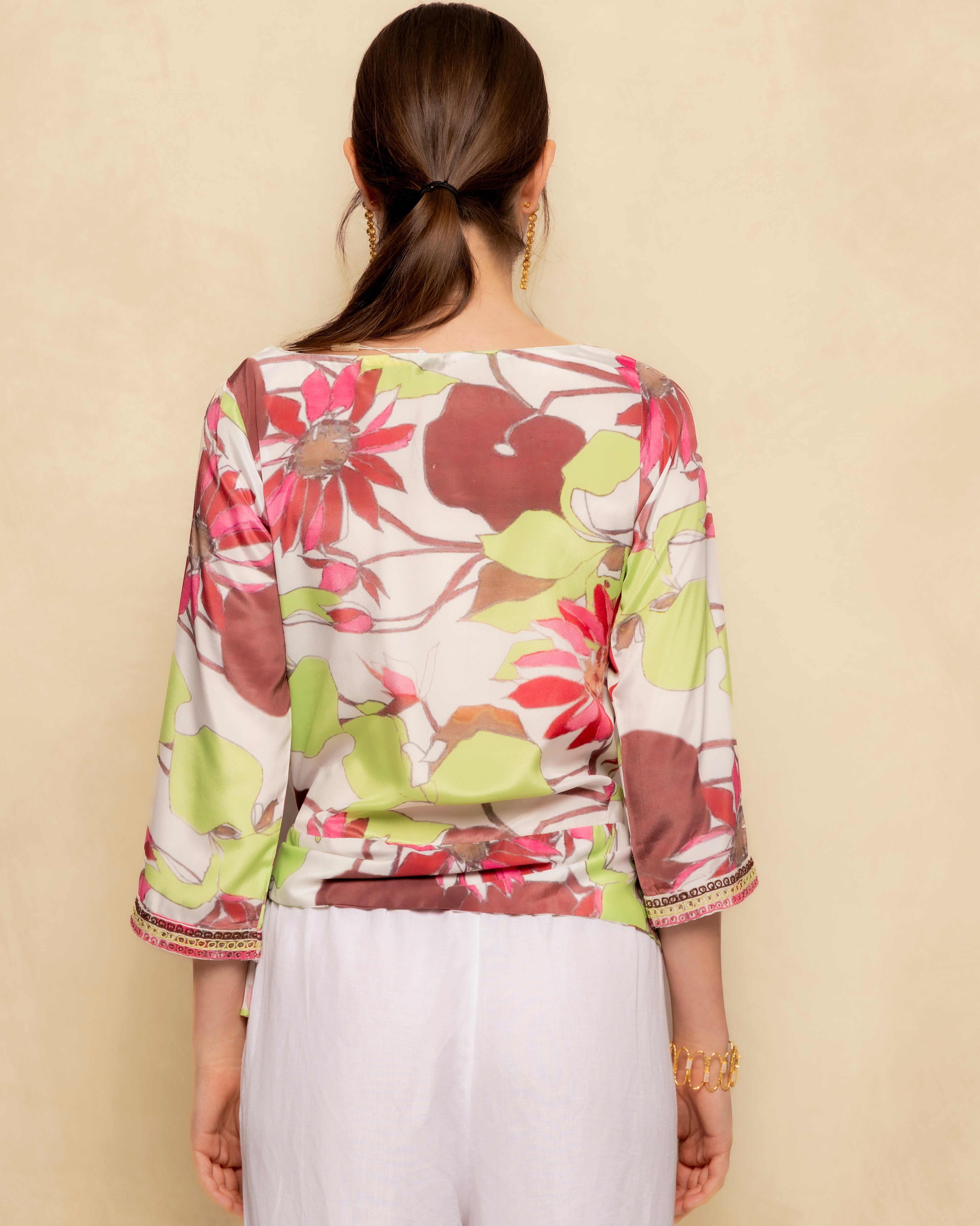Blusa Estampada de Manga Comprida com Laçada Lateral Multicolor-4
