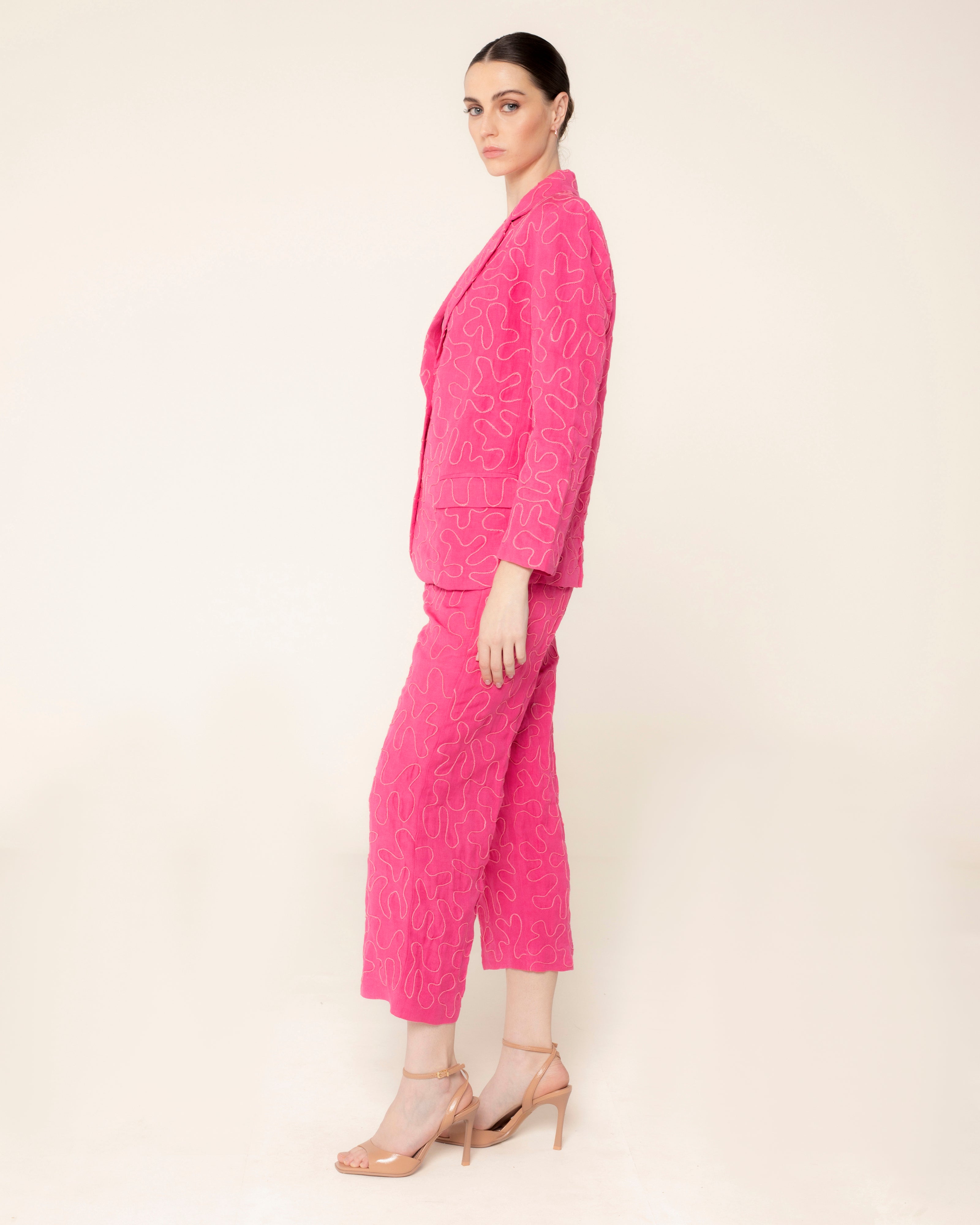Blazer Bordada Ajustada Dory Rosa-3