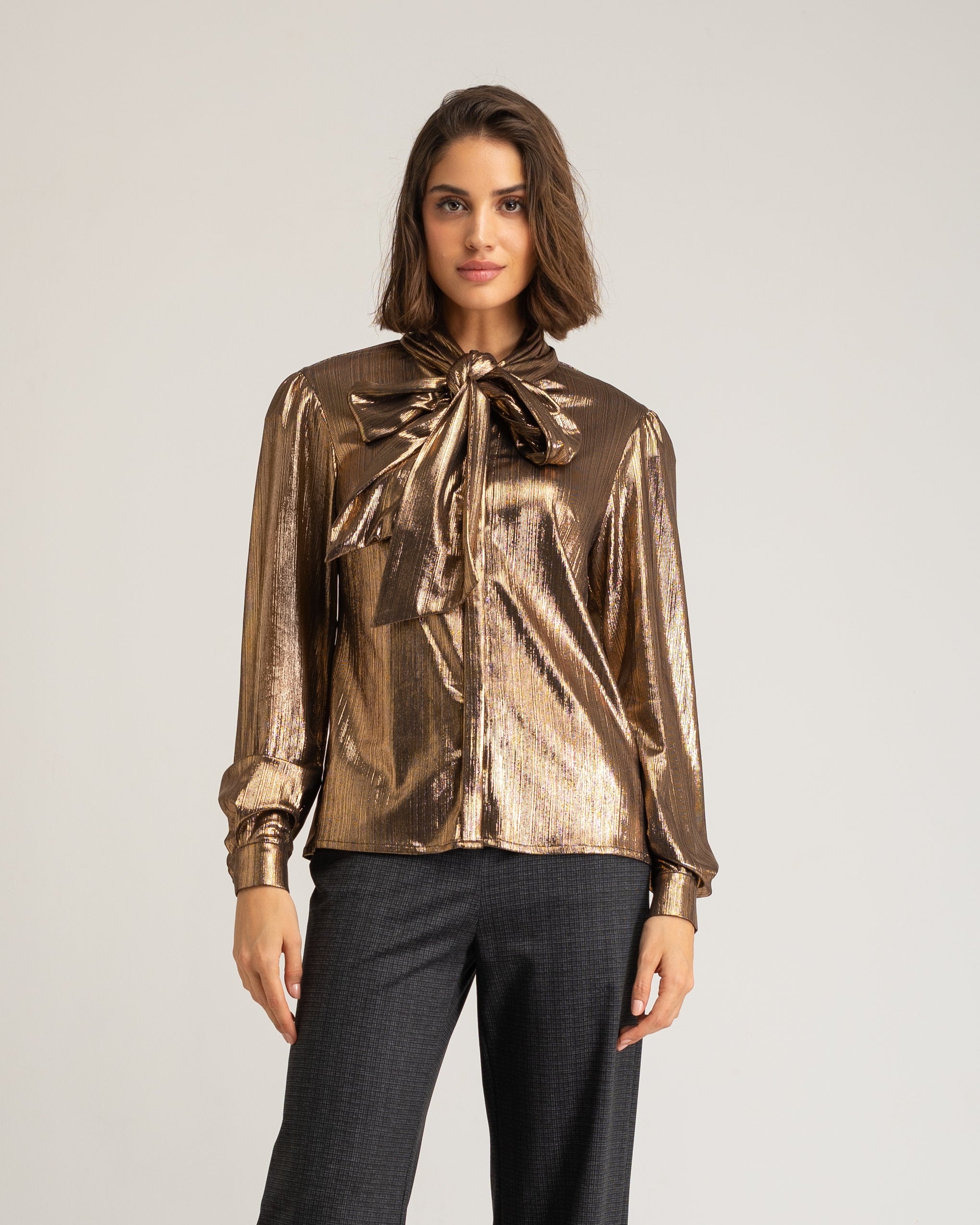Blusa de Manga Comprida e Nó na Gola Vega Ouro-2