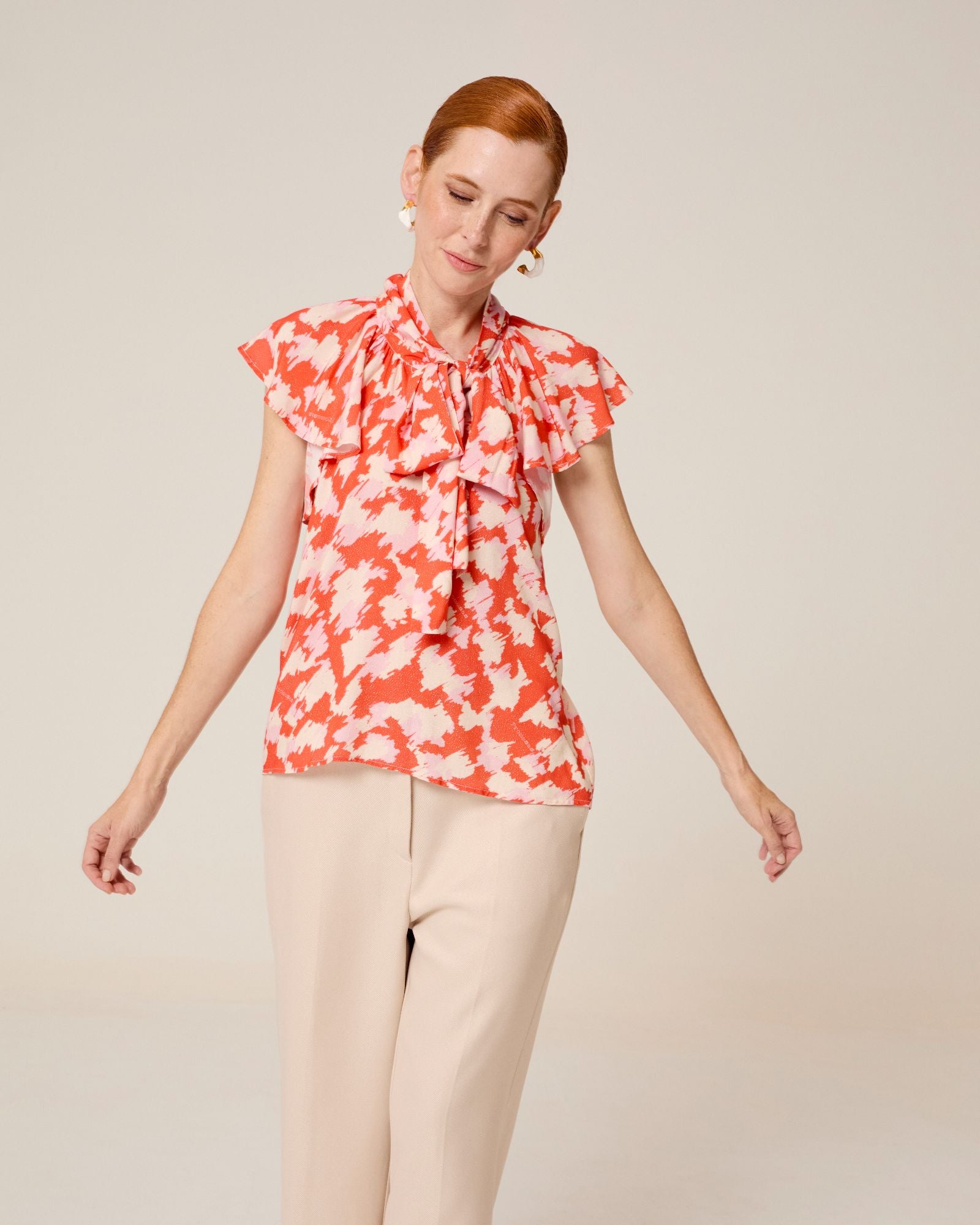 Blusa Zia com Laçada e Folhos Laranja-2