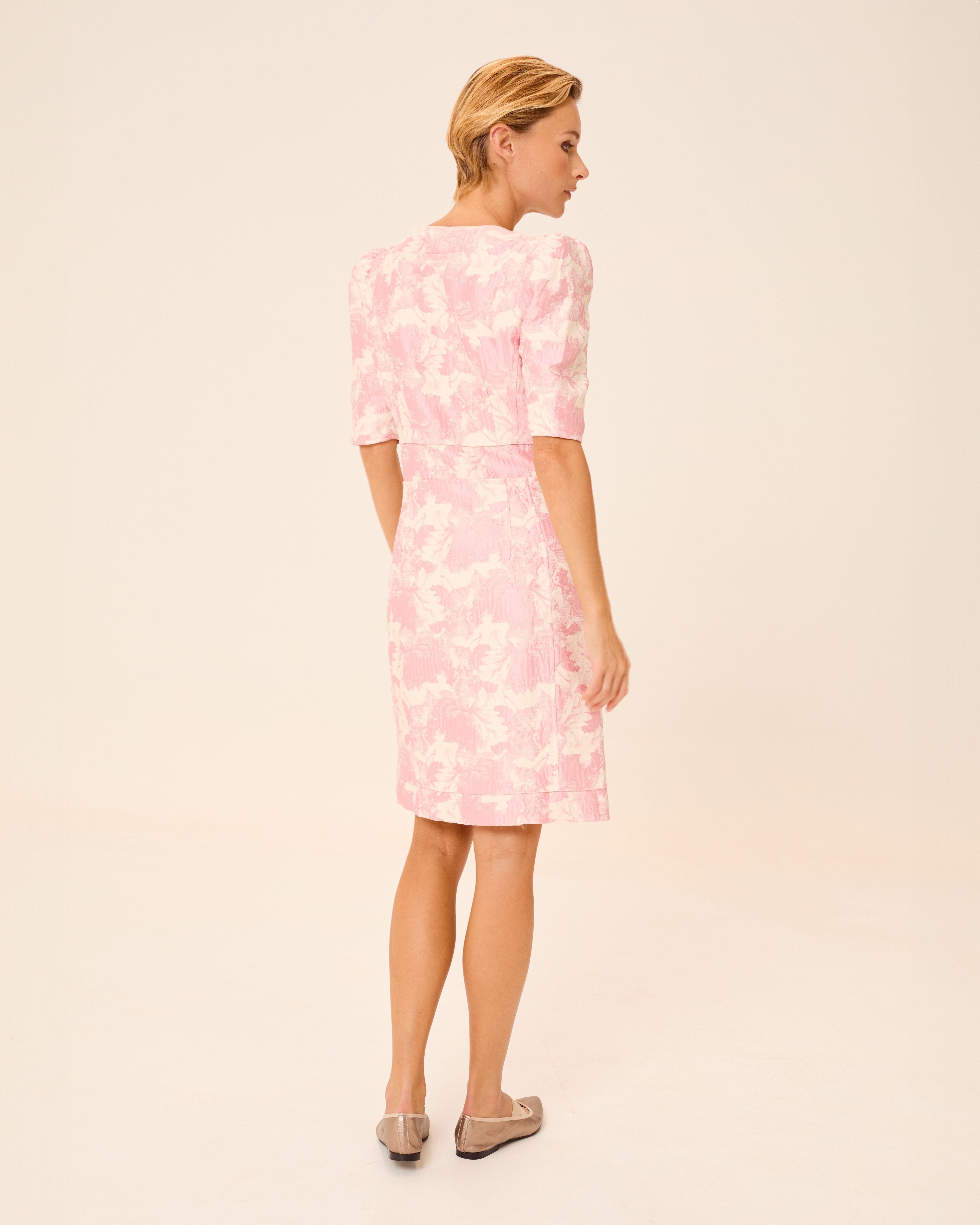 Vestido Curto Mia com Gola Redonda e Fecho Zip Frontal Rosa-5