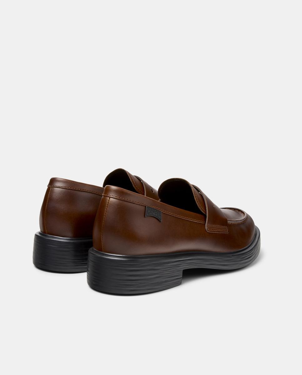 Mocassins Dean com Etiqueta Camper em Pele Castanho-3