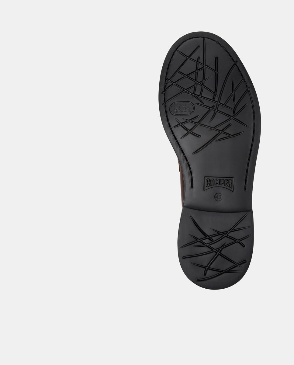 Mocassins Dean com Etiqueta Camper em Pele Castanho-4