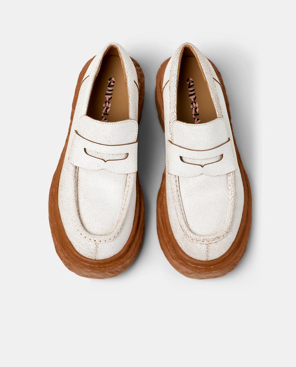 Mocassins de Pele com Biqueira Quadrada Branco-2