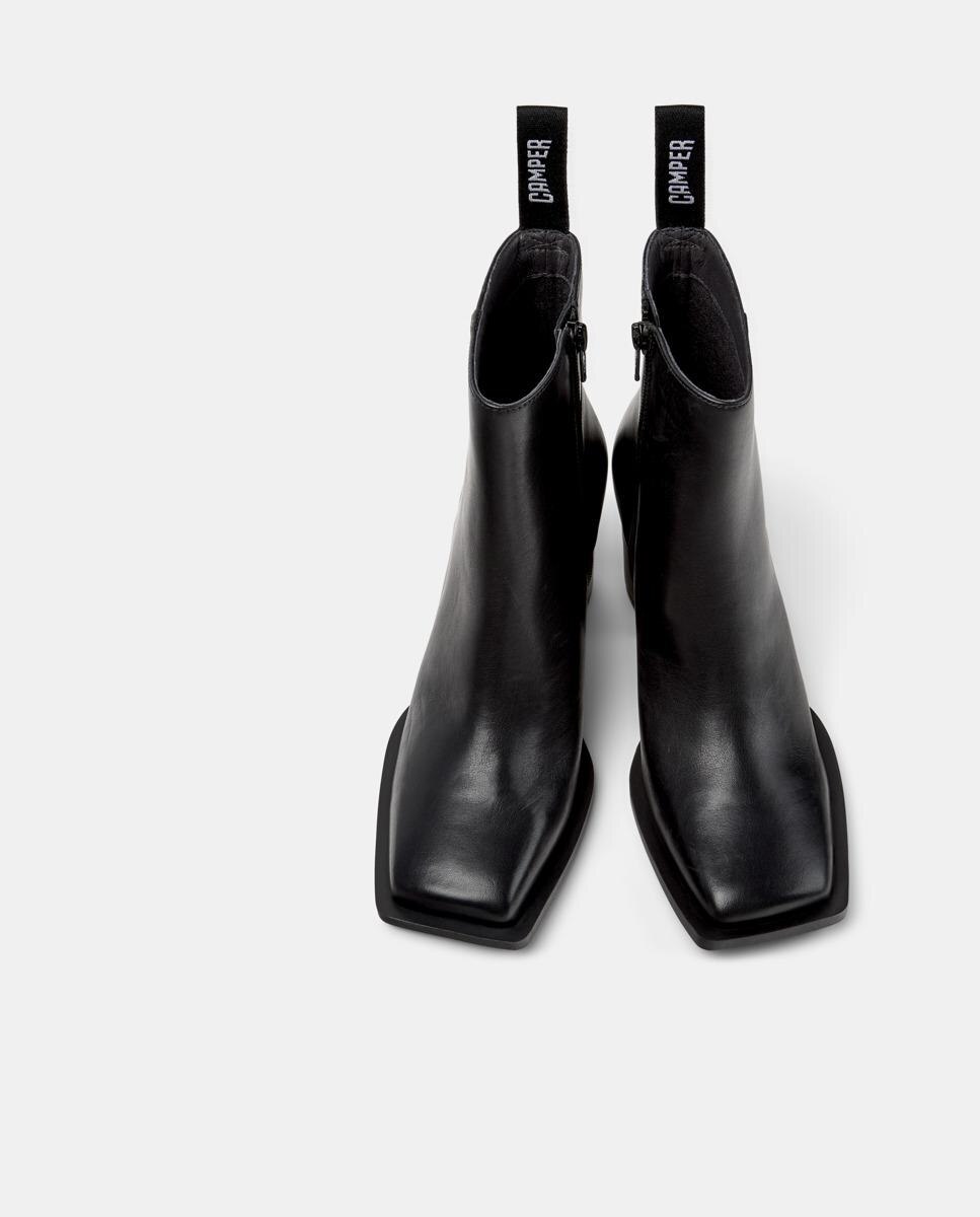 Botins de Pele Karole Preto-2