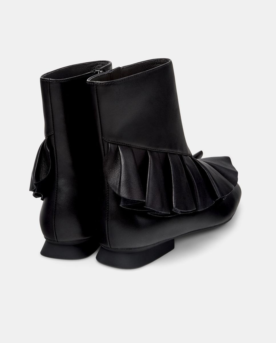 Botins de Pele Casi Myra Preto-3