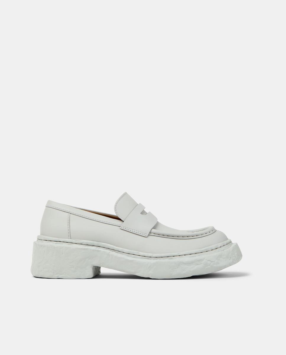 Imagem 0 de Mocassins com Salto Unissexo de Pele Vamonos