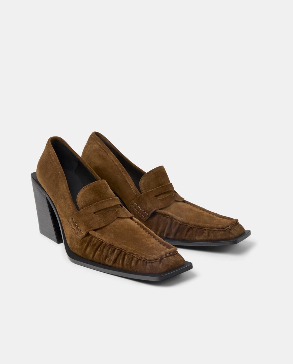 Mocassins de Salto Escandalo de Pele Castanho-2