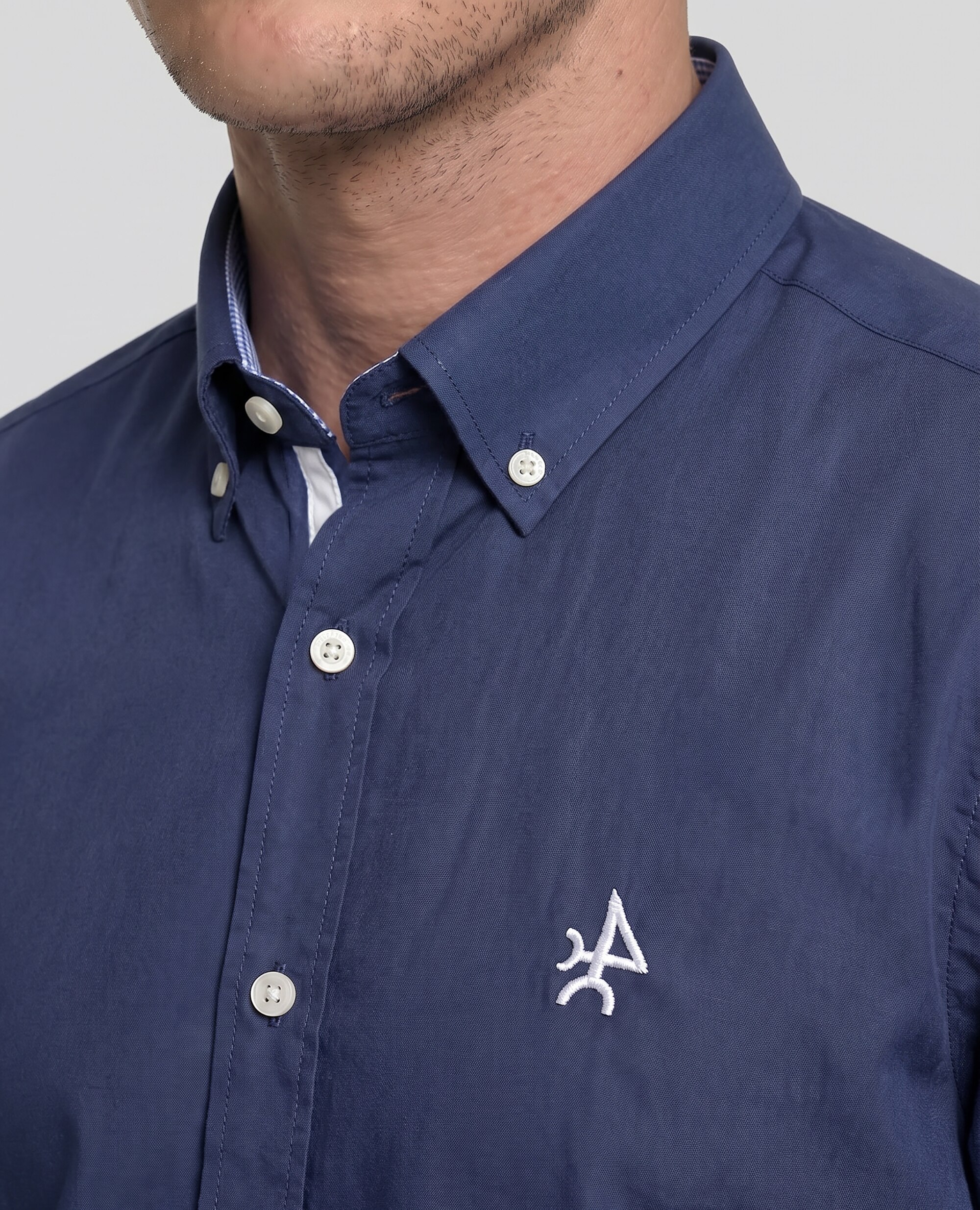 Camisa em Popelina de Corte Classic Lisa Azul-marinho-3