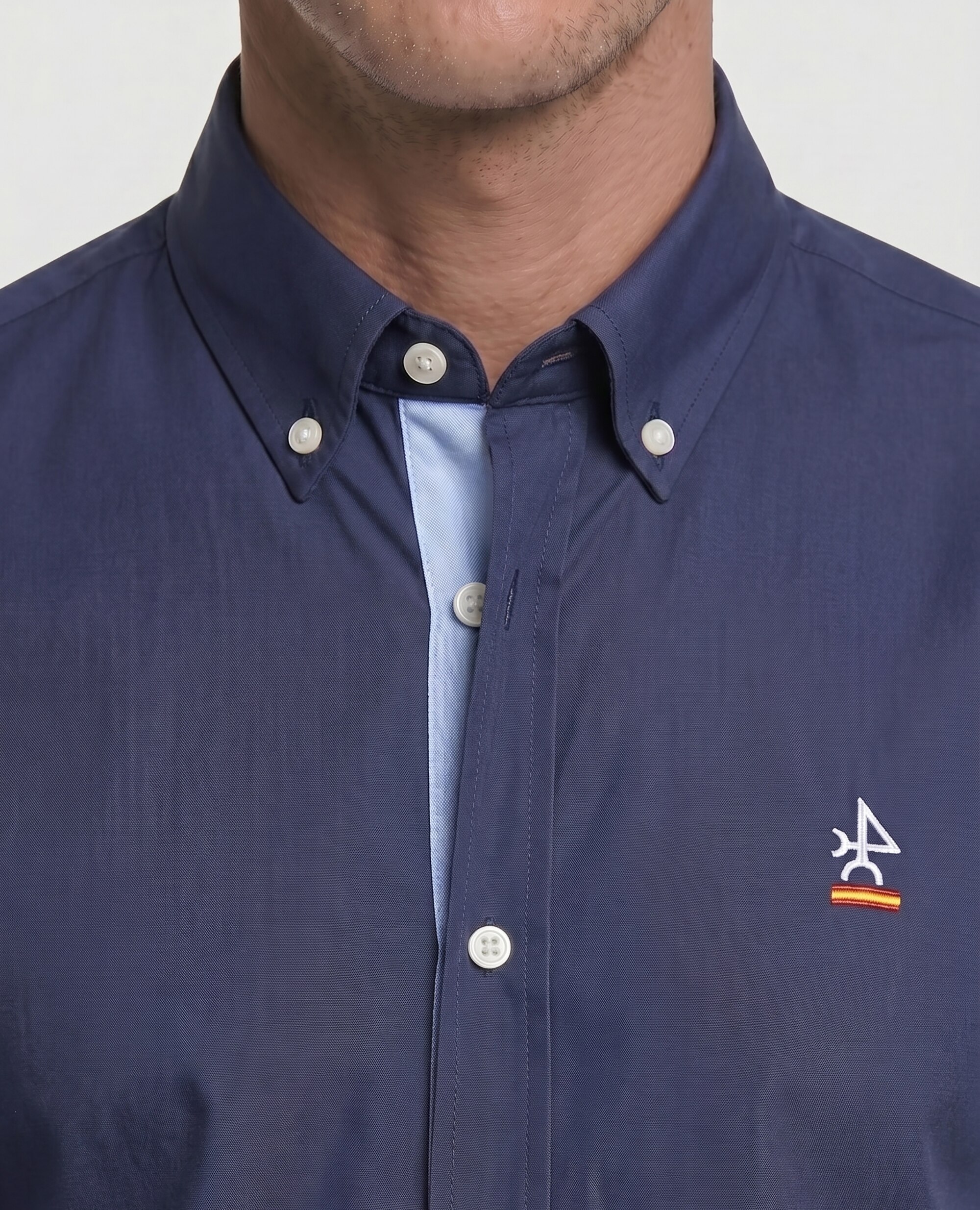 Camisa em Popelina de Corte Classic Lisa Azul-marinho-3