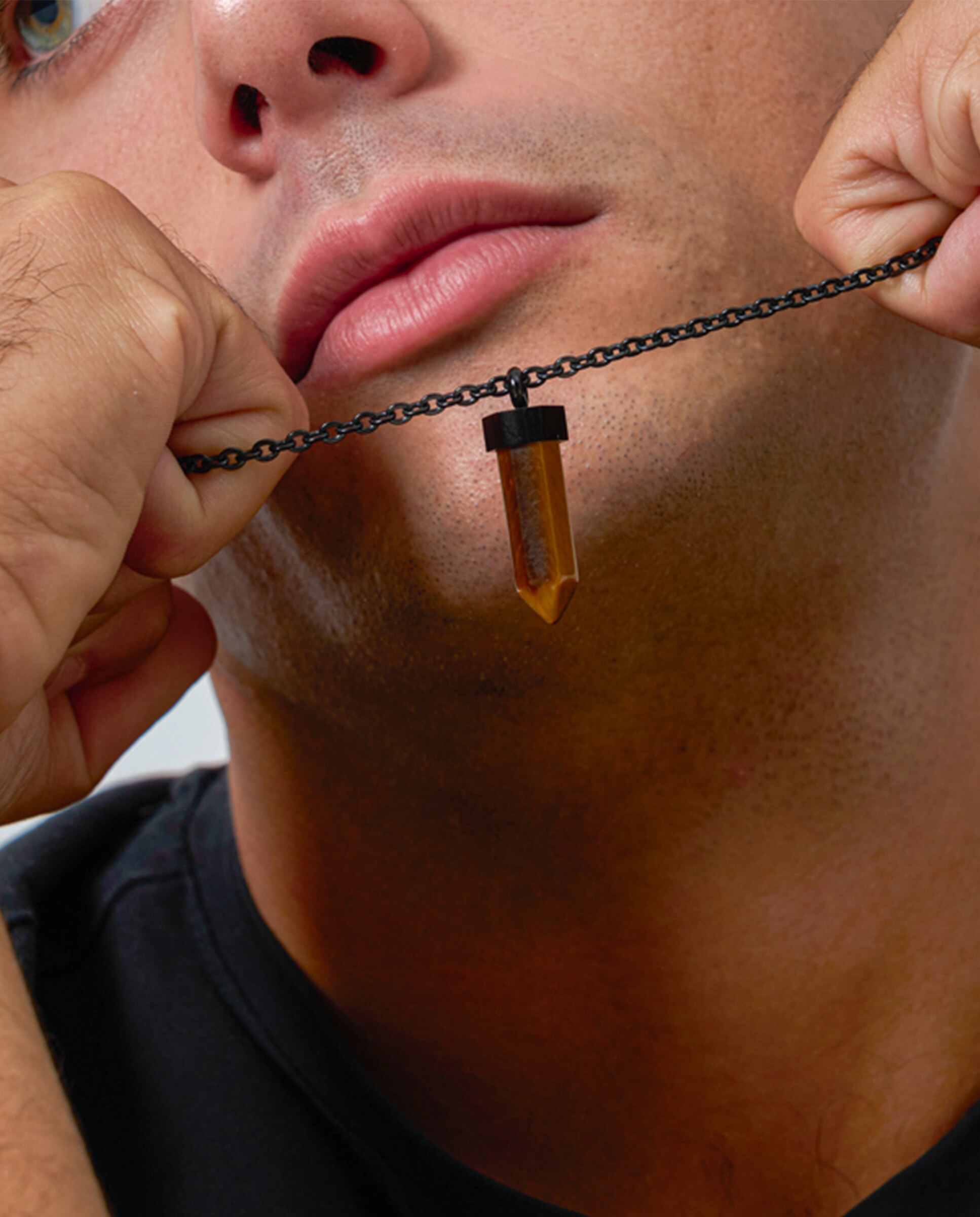 Colar Hunter de Aço em Preto Preto-3