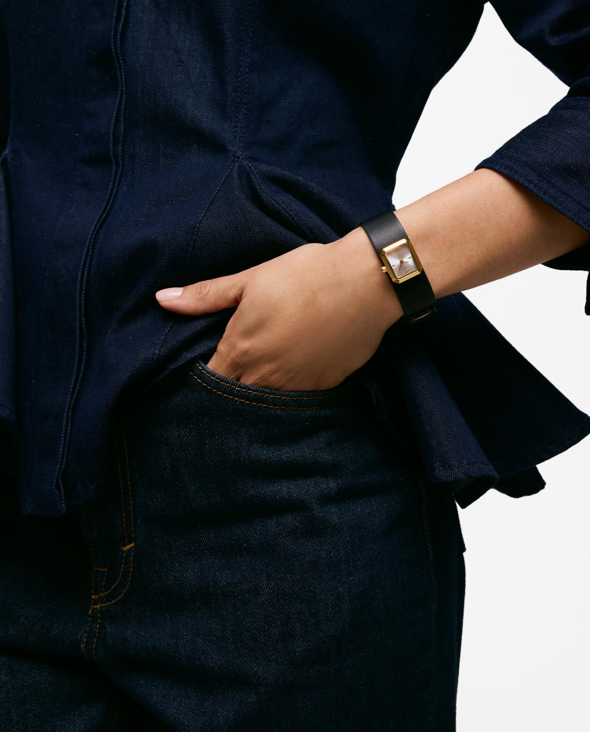 Relógio Analógico com Bracelete de Pele em Preto e Aço Dourado Karat Emerald Mini Preto-5