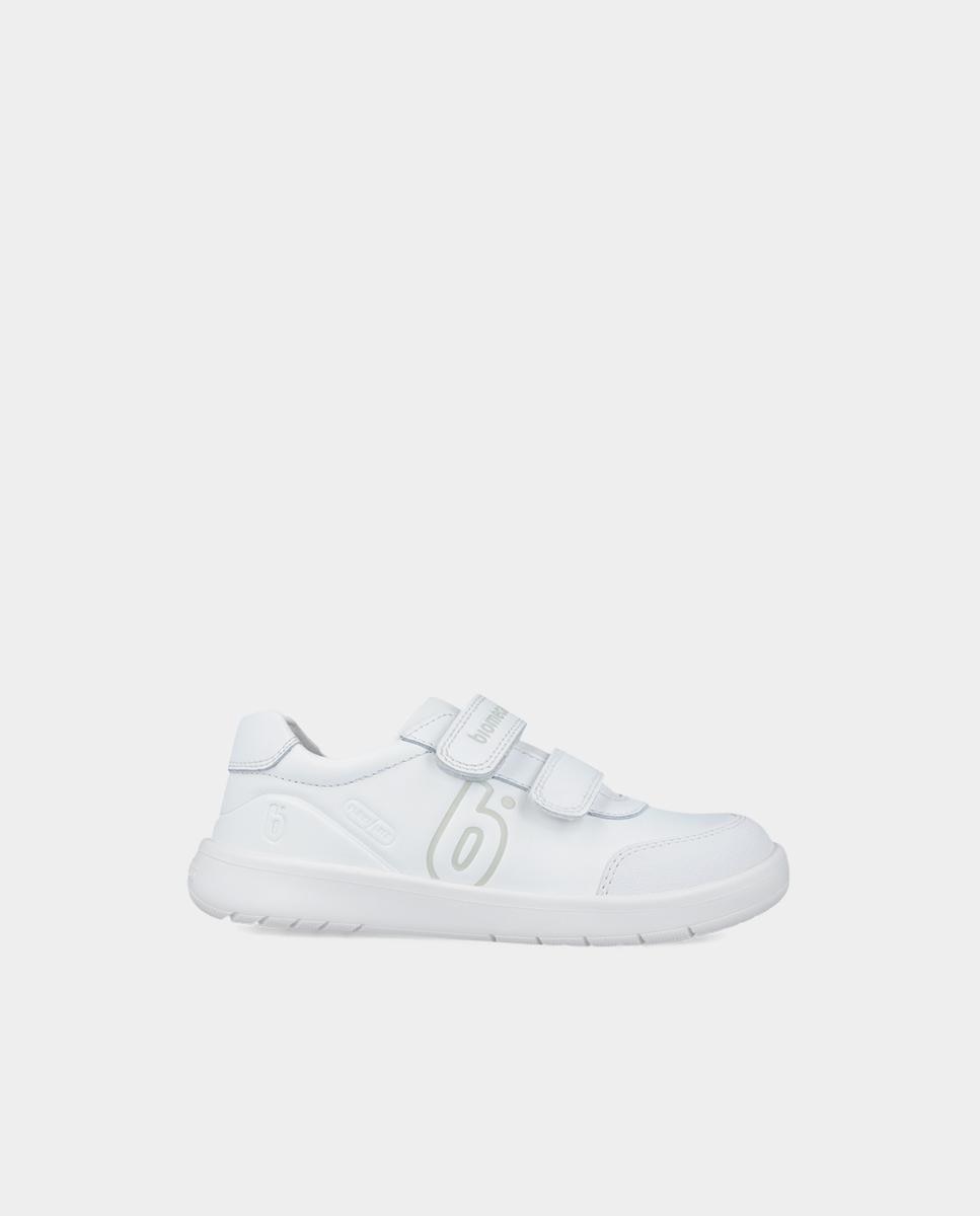 Imagem 0 de Sapatos de Cordões Infantil em Pele Respeitosos com o Crescimento Natural Do Pé