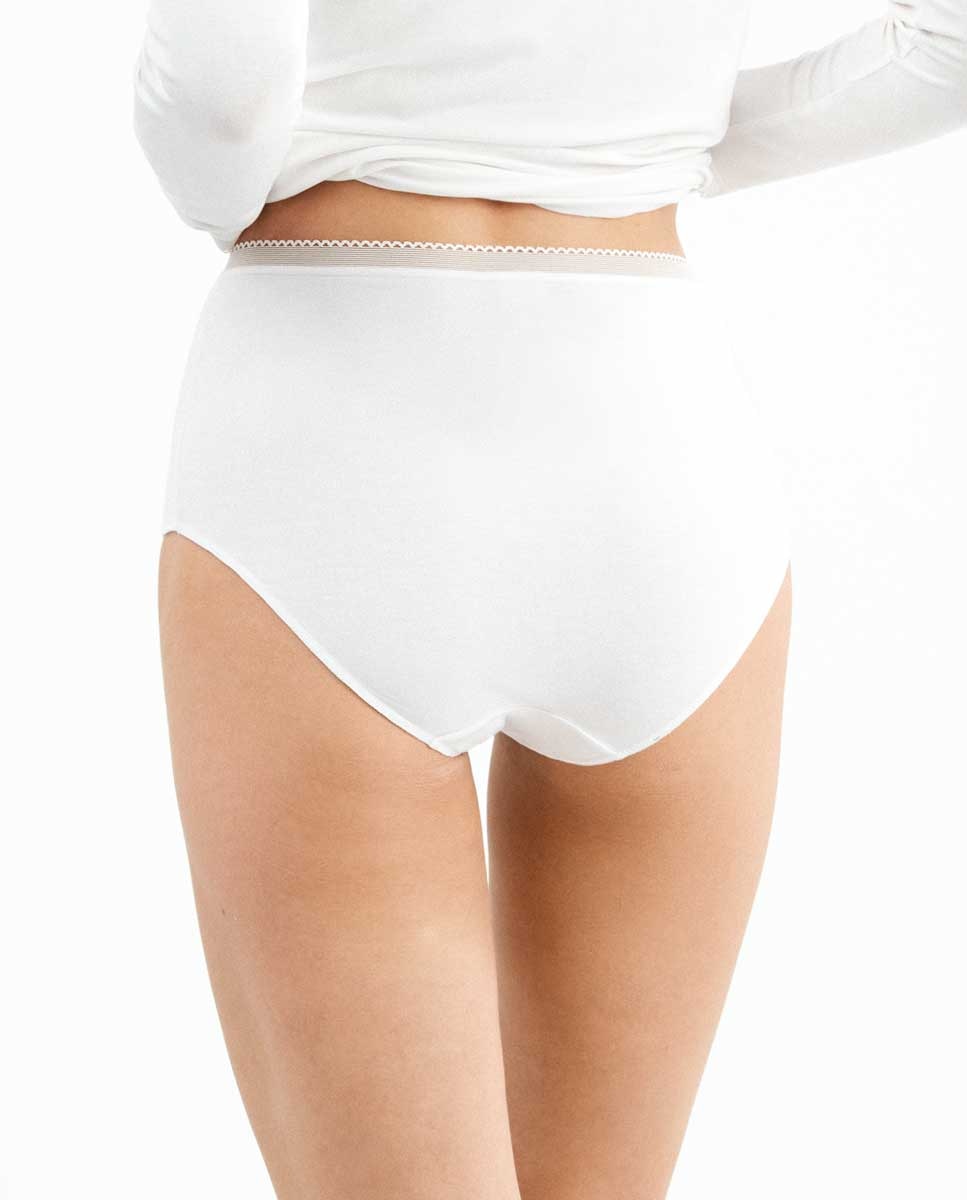 Cueca Básica Alta com Elásticos Extraplanos Branca-3