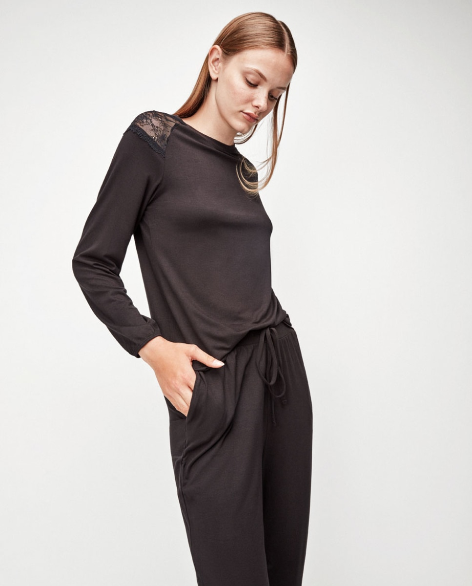 Pijama Comprido em Tecido de Malha de Viscose Preto-3