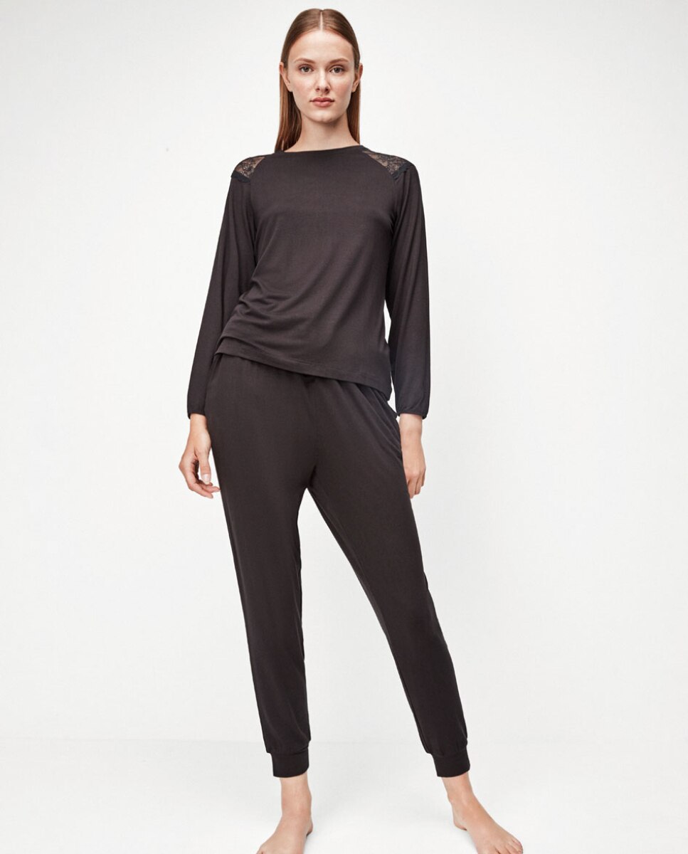 Pijama Comprido em Tecido de Malha de Viscose Preto-5