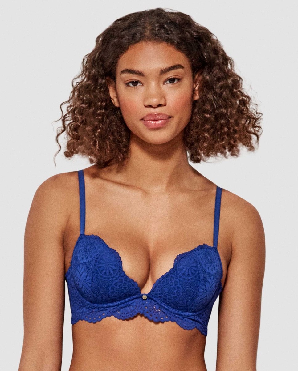 Imagem 0 de Soutien Efeito Push Up com Aro e Foam em Tecido de Renda