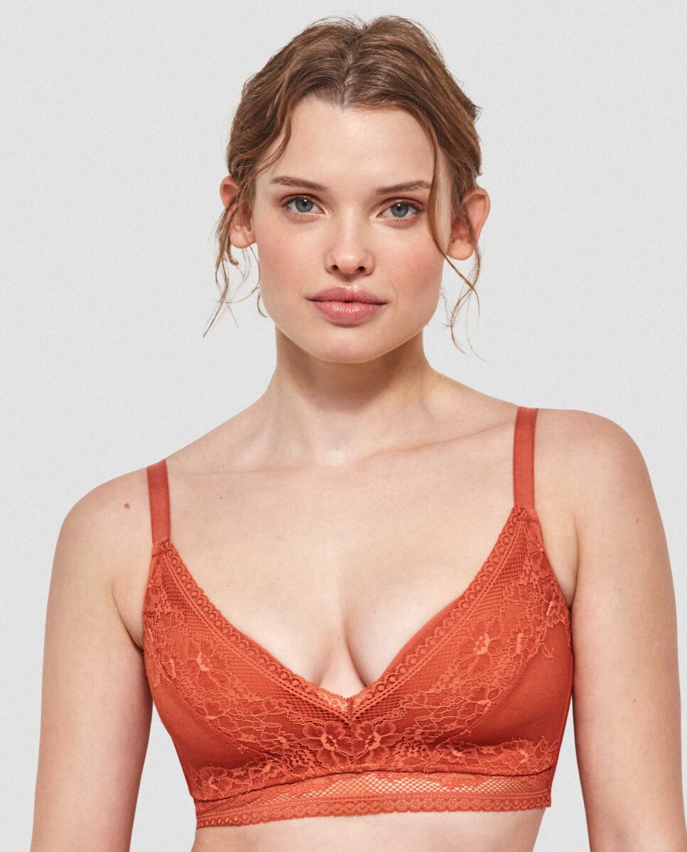 Imagem 0 de Soutien sem Aro e com Foam em Tecido de Renda