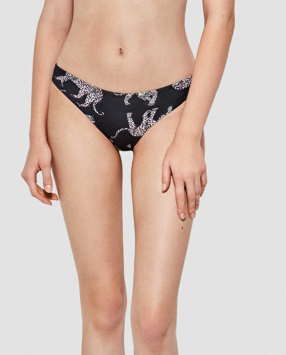 Imagem 0 de Cueca de Biquíni Reversível em Tecido Estampado Jaguar