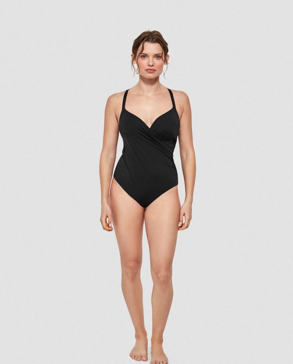 Fato de Banho Efeito Control e Plus Size com Aro e Foam Preto-1