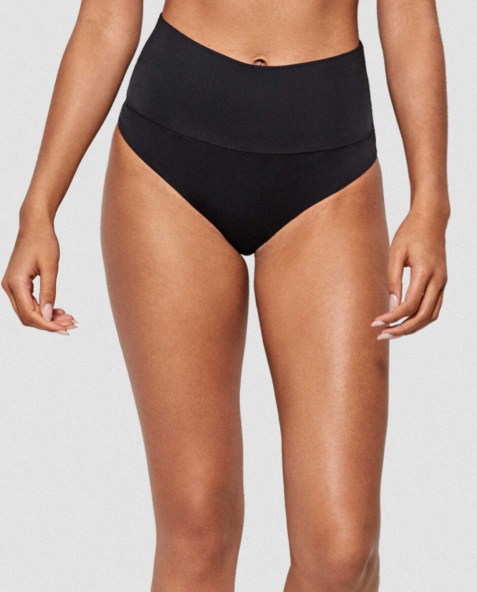 Imagem 0 de Cueca de Biquíni Multiposições em Tecido Liso
