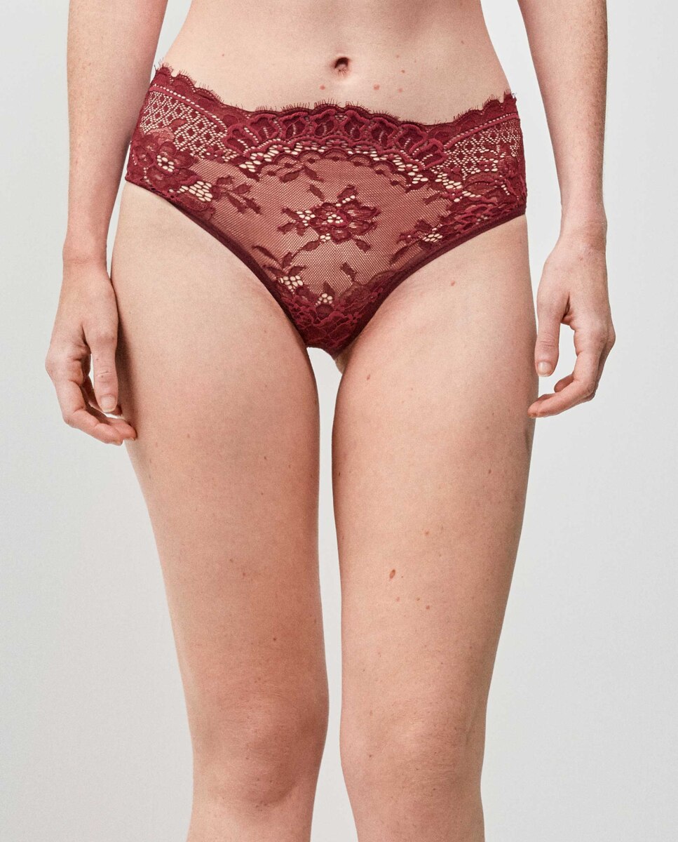 Cueca Alta em Tecido de Renda Bordeaux-1
