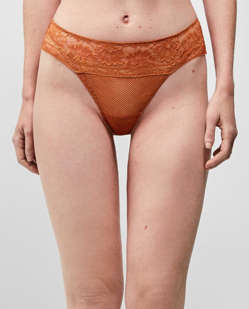 Imagem 0 de Cueca com Detalhes de Renda