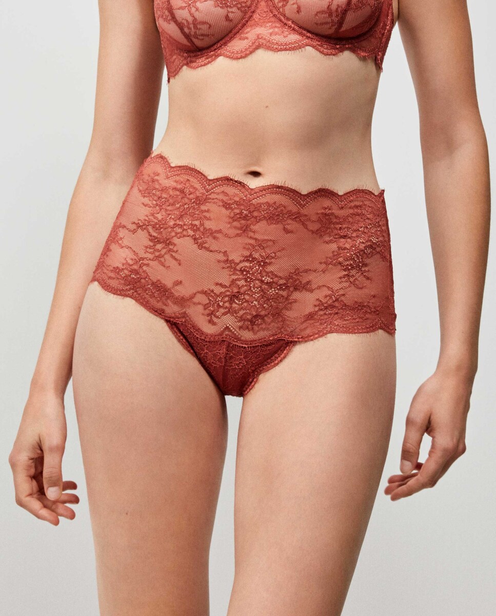 Cueca Alta em Tecido de Renda Castanho-3