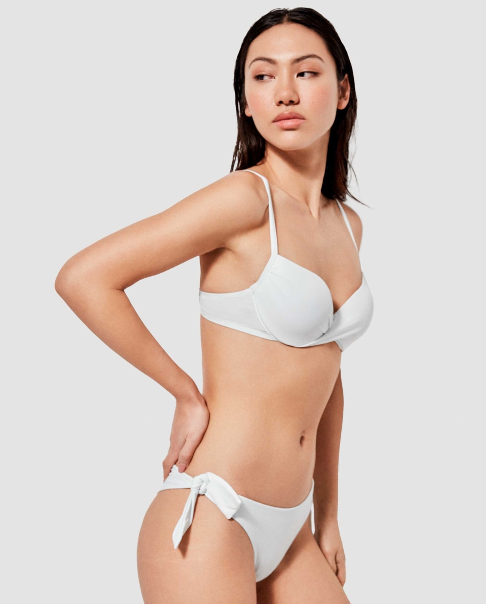 Top de Biquíni de Capacidade com Aro e Foam Branco-4