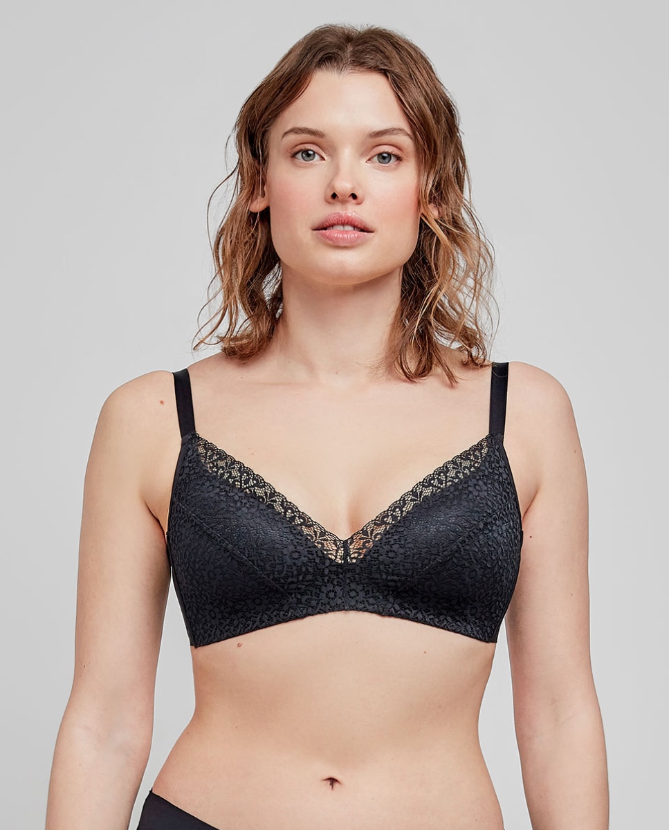 Soutien Capacidade sem Aro e com Foam em Tecido de Renda Preto-3