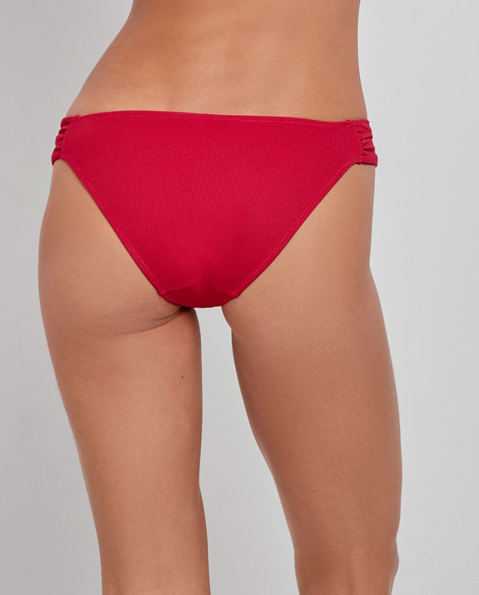 Cueca Biquíni Clássica em Tecido de Estrutura Grená-4