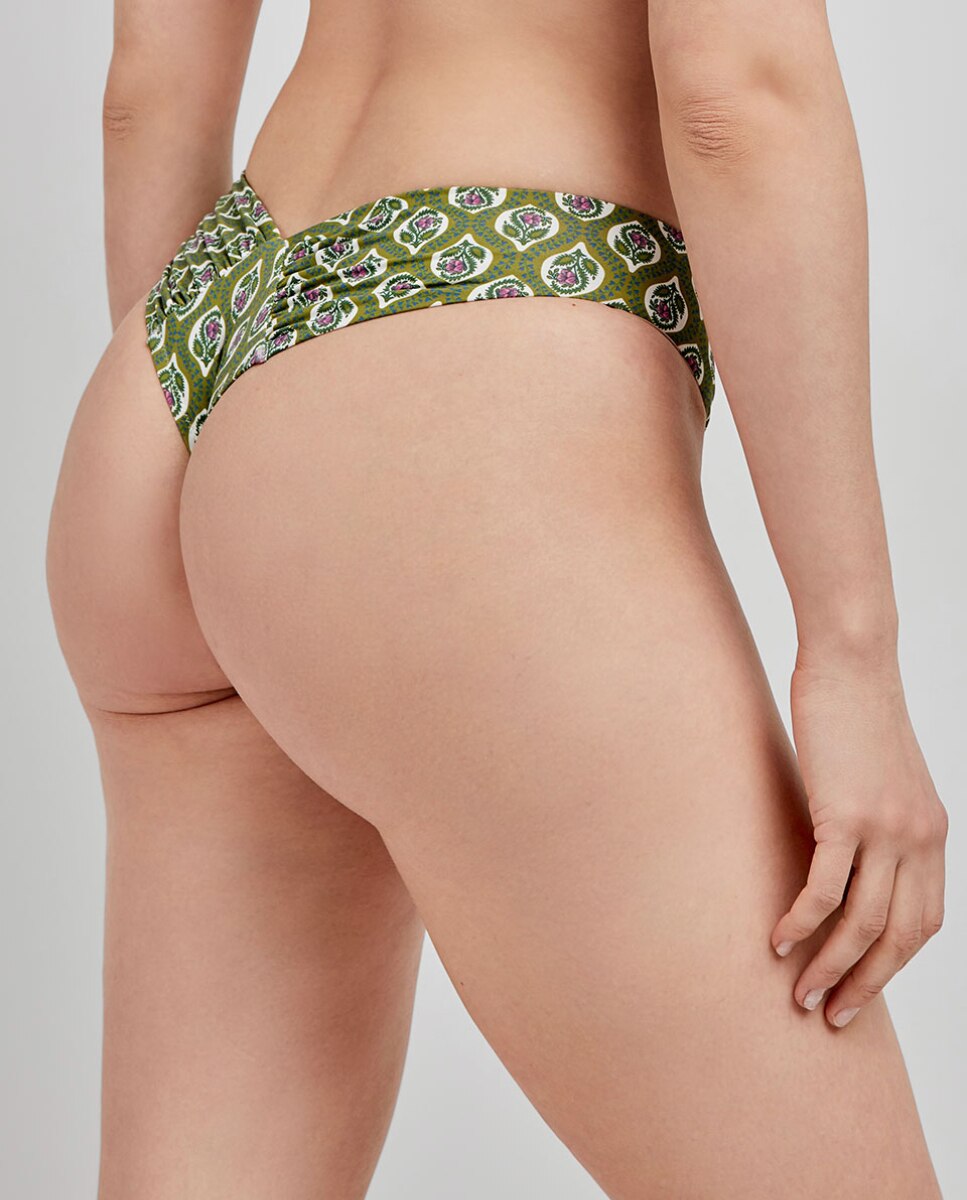 Cueca Biquíni Brasileira Corte em V Verde-4