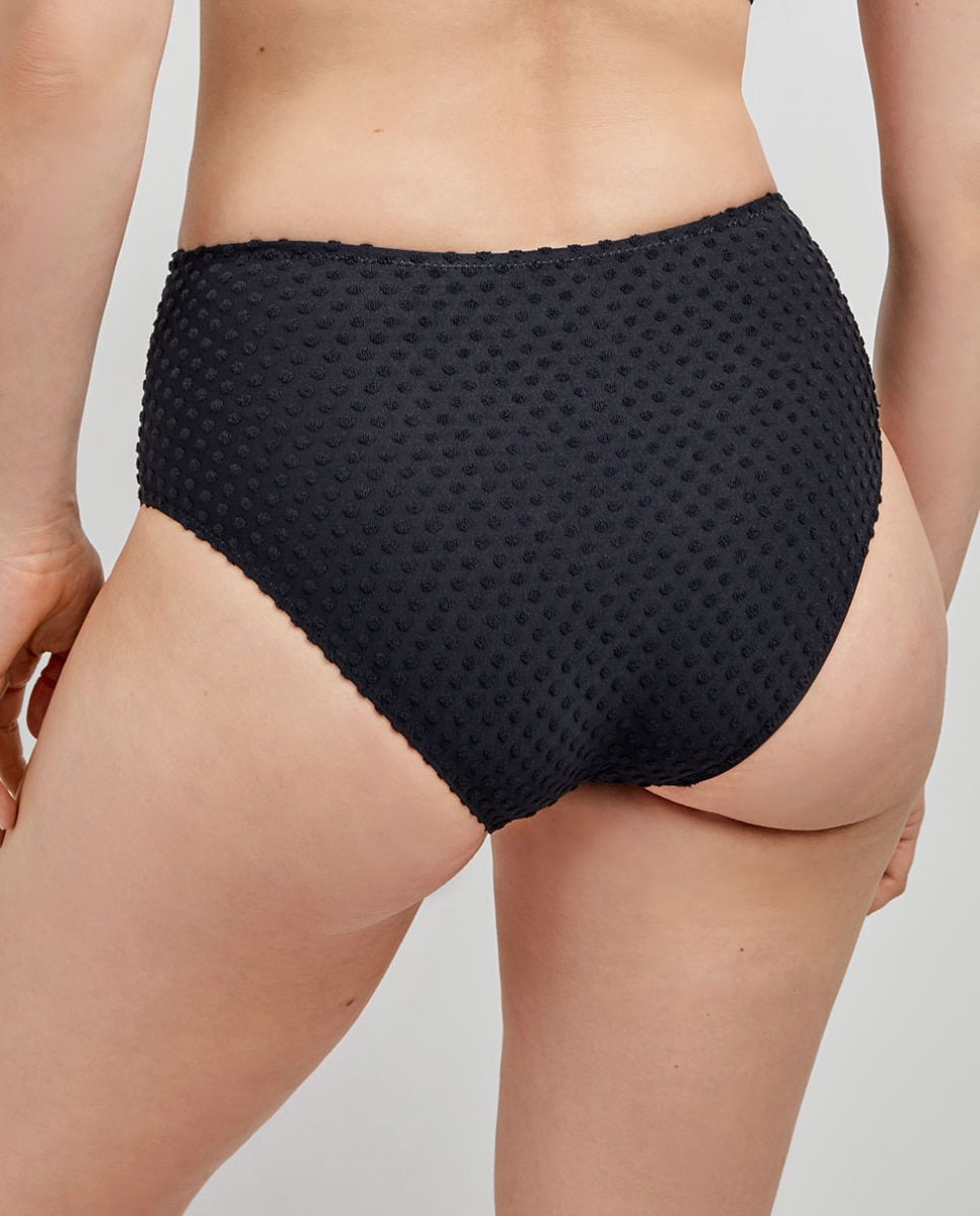 Cueca Biquíni Alta em Tecido de Estrutura Preto-4