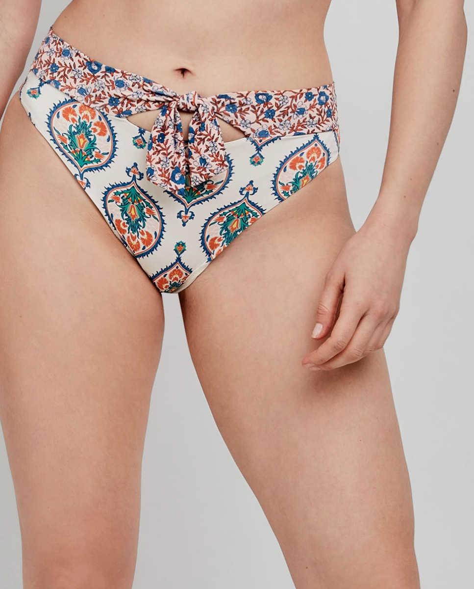Cueca Biquíni Alta em Tecido Estampado Multicolor-1