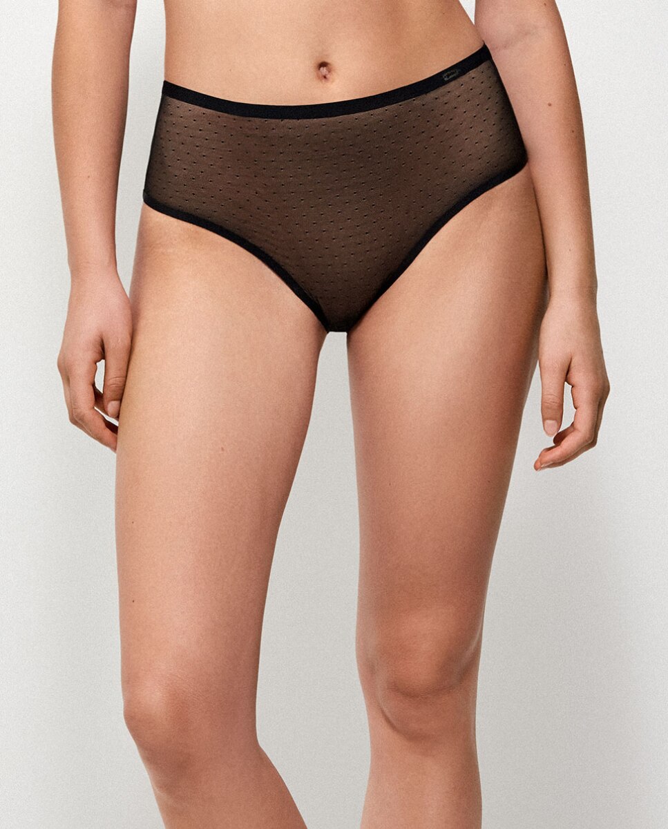 Cueca Alta em Tecido Plumeti Preto-1