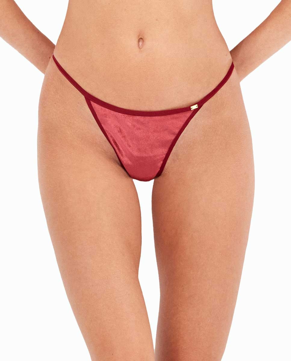Cueca Brasileira em Tecido Veludo Vermelho-1