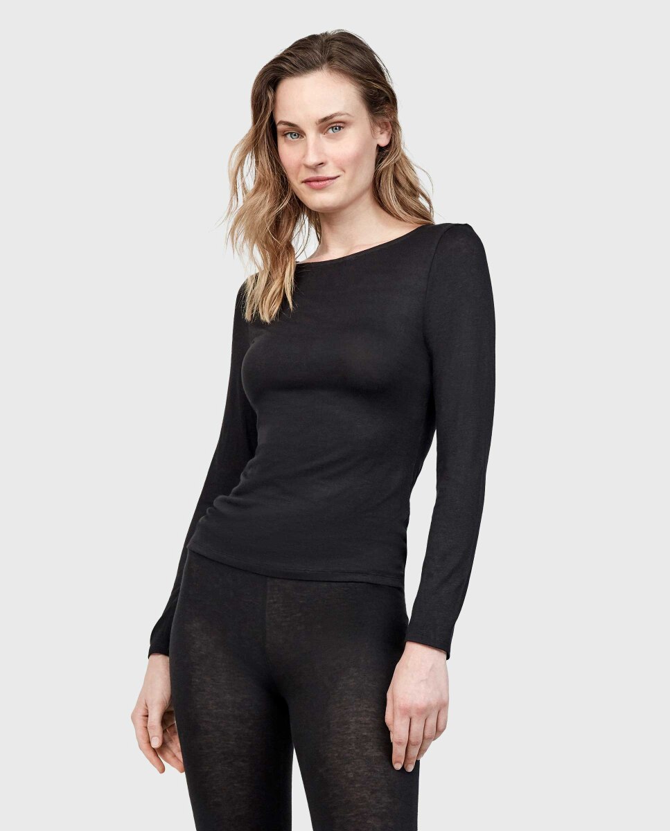 T-shirt Térmica com Gola Redonda Preto-2